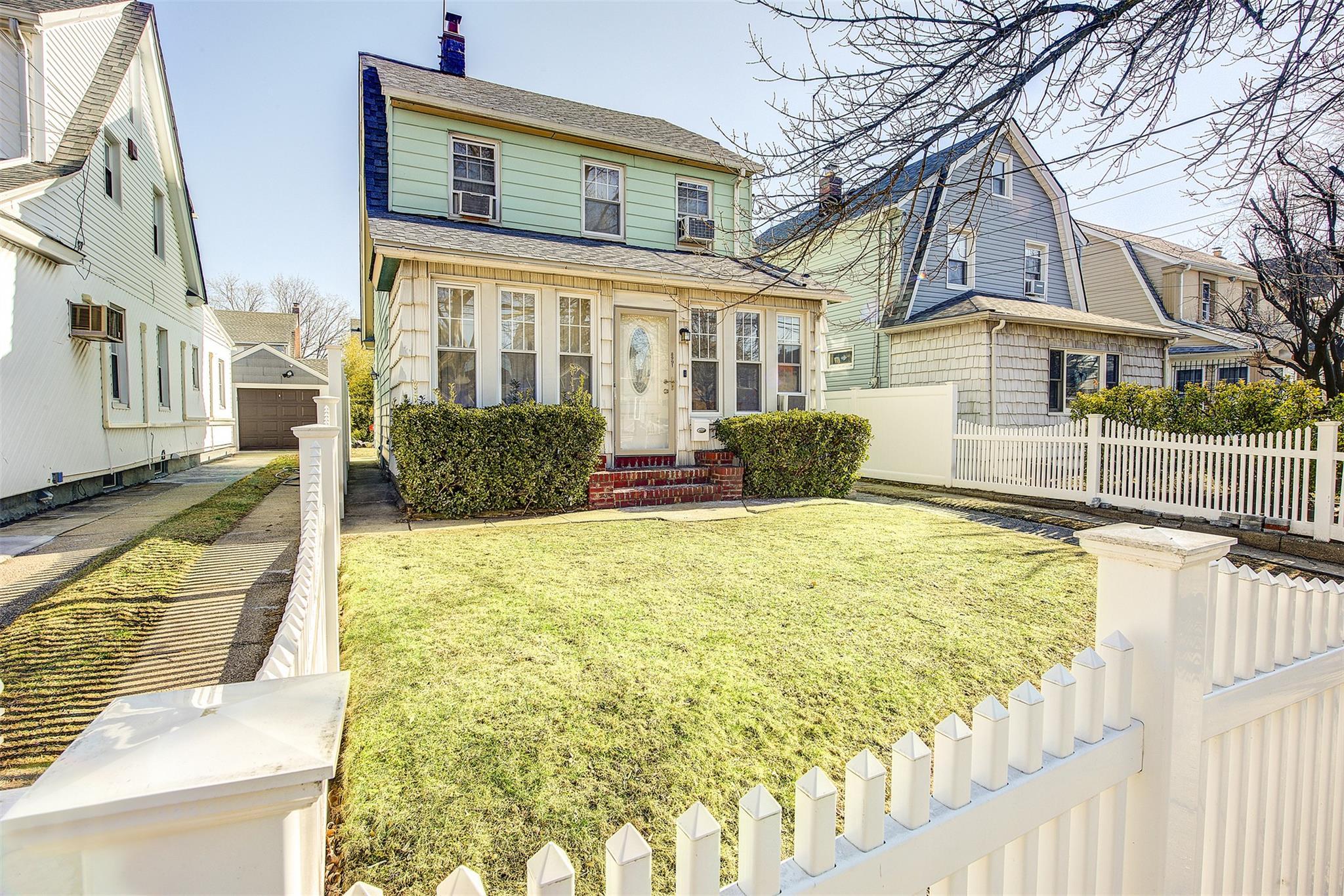 Single Family 215th Place  Queens, NY 11427, MLS-828232-2