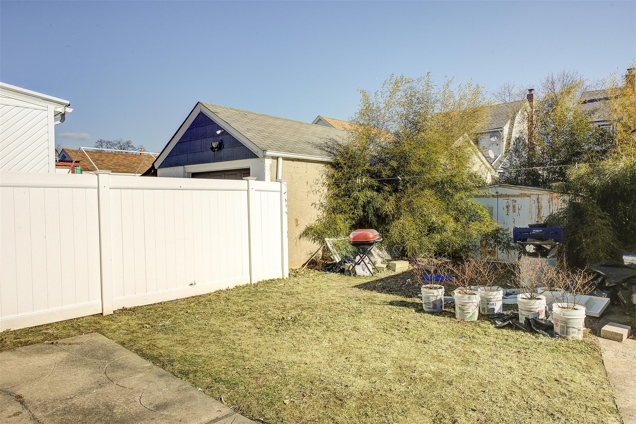 Single Family 215th Place  Queens, NY 11427, MLS-828232-6