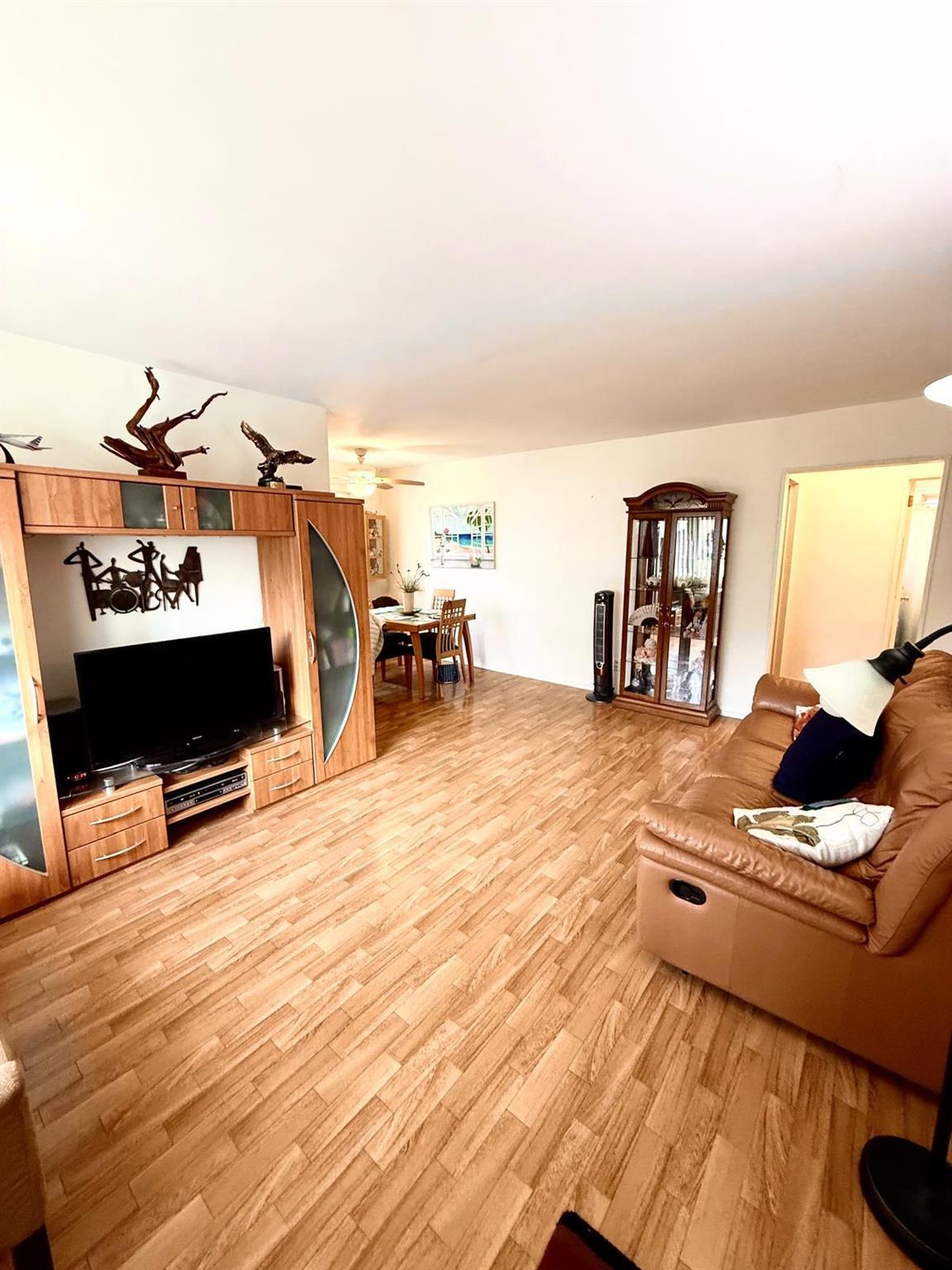 Coop 61  Queens, NY 11362, MLS-828237-7