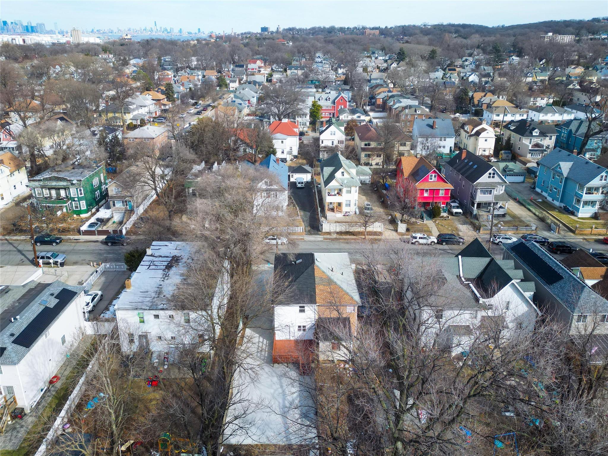 Single Family Elm  Staten Island, NY 10310, MLS-828260-32