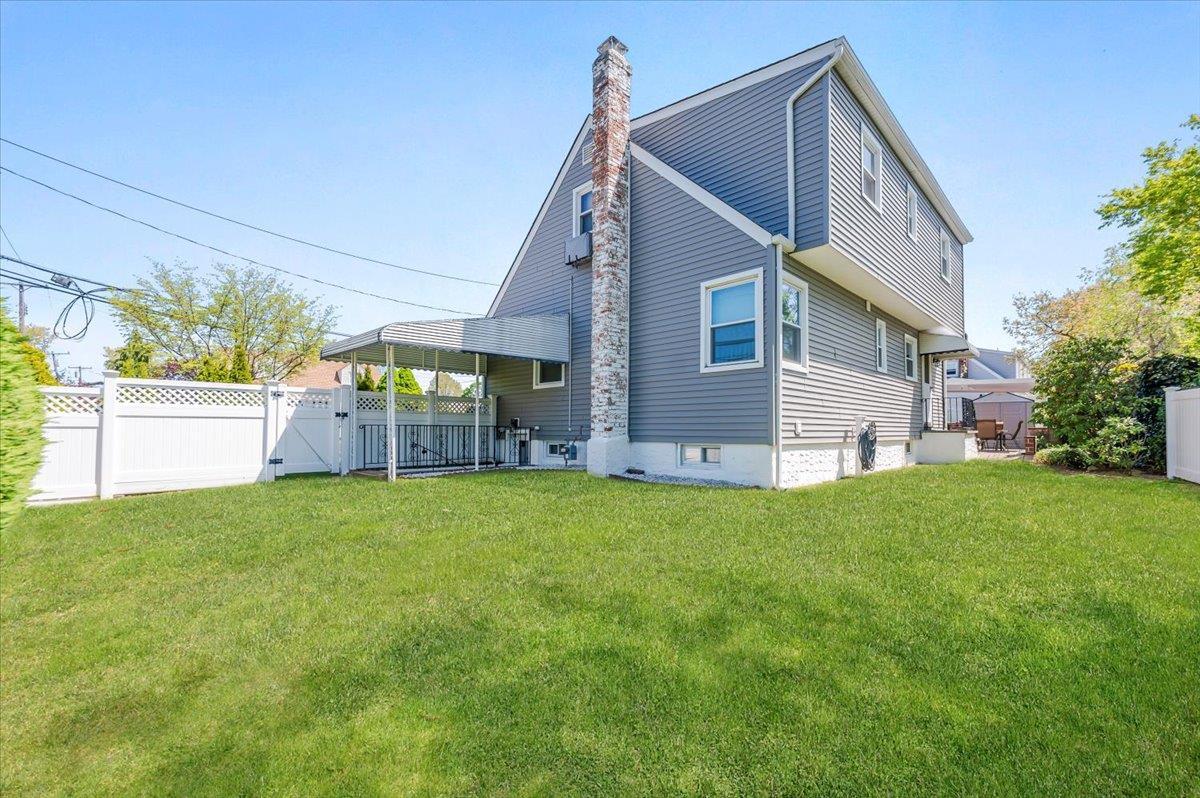Single Family Ellen Terry  Nassau County, NY 11572, MLS-828286-21