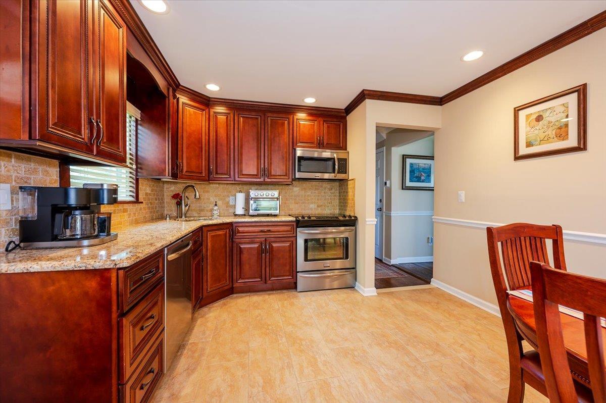 Single Family Ellen Terry  Nassau County, NY 11572, MLS-828286-5