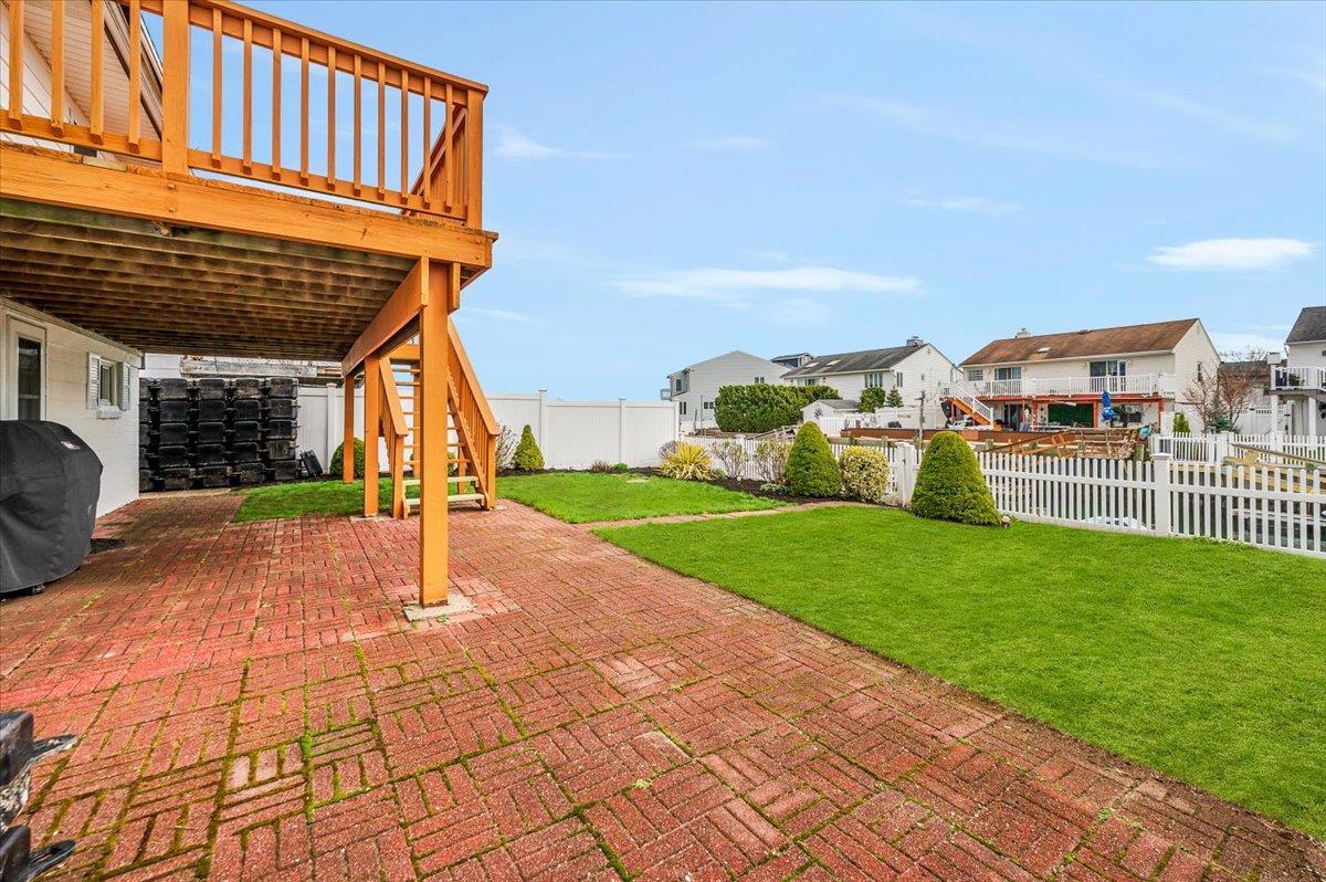 Single Family First  Nassau County, NY 11520, MLS-828288-27