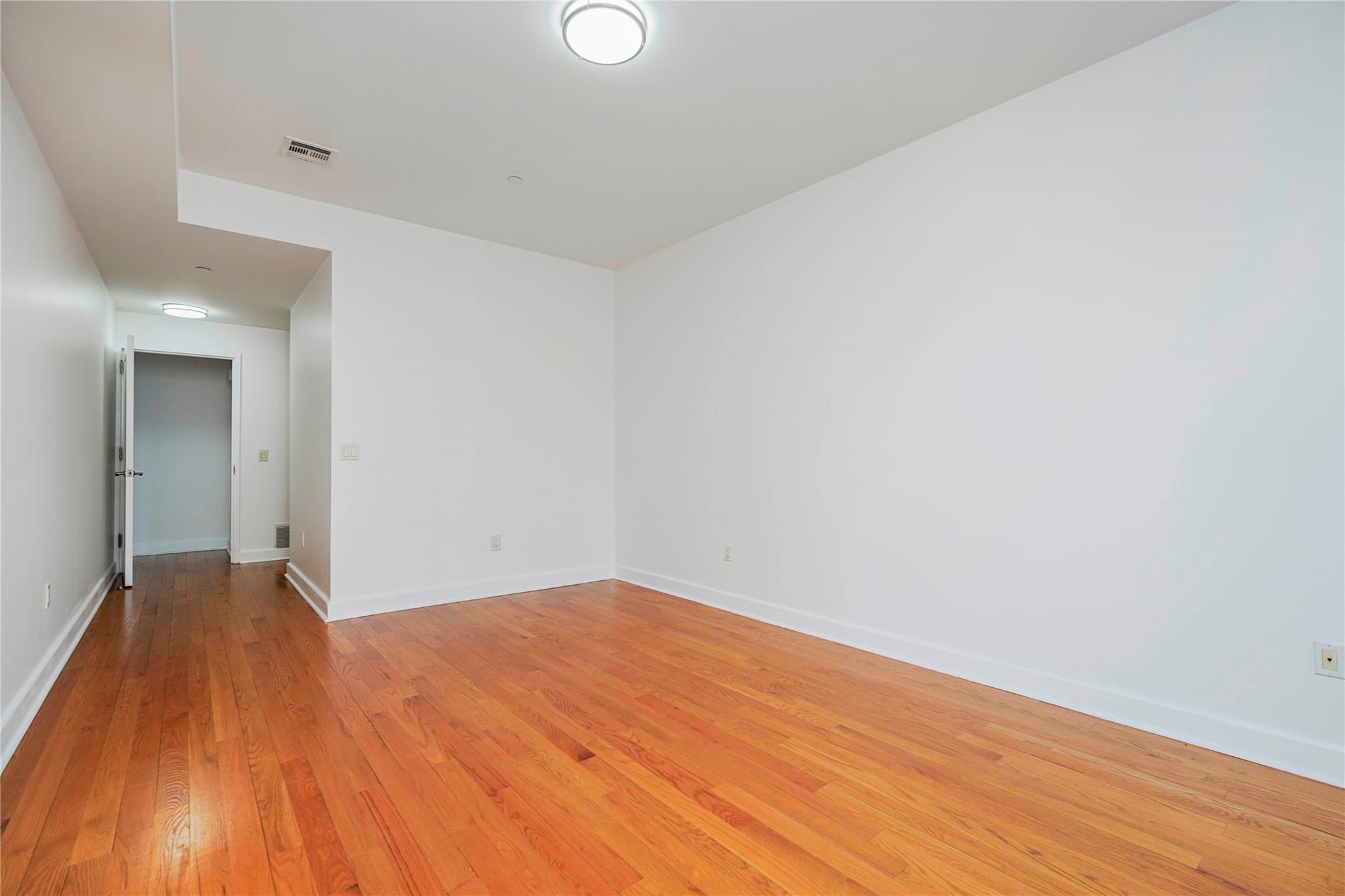 Condo Bay Street Landing  Staten Island, NY 10301, MLS-828298-20