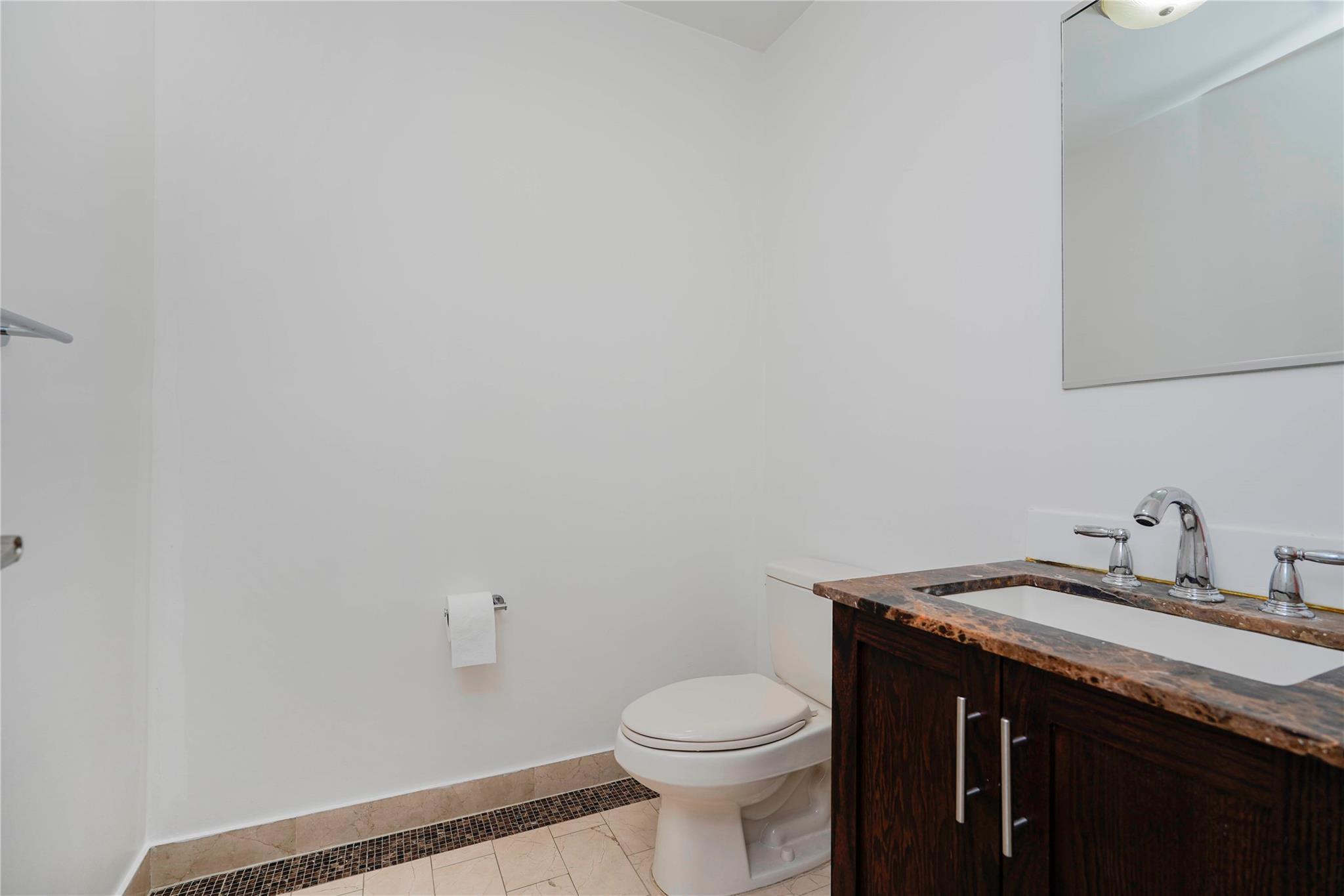 Condo Bay Street Landing  Staten Island, NY 10301, MLS-828298-24