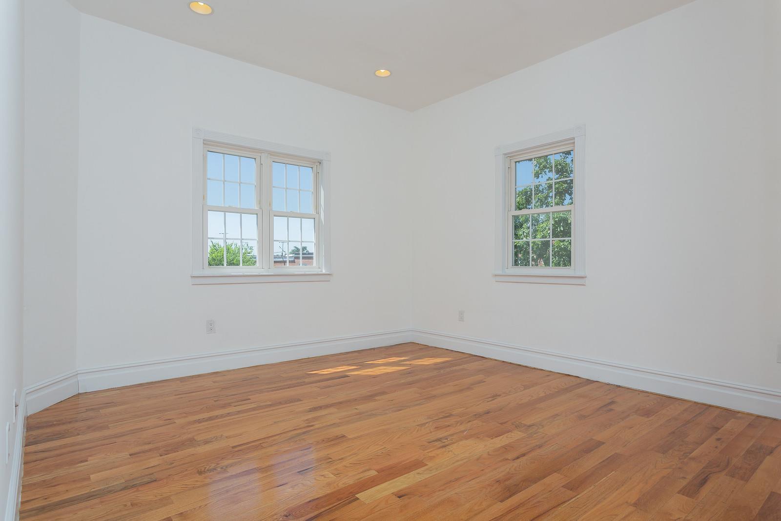 Apartment 76th  Queens, NY 11421, MLS-828327-9