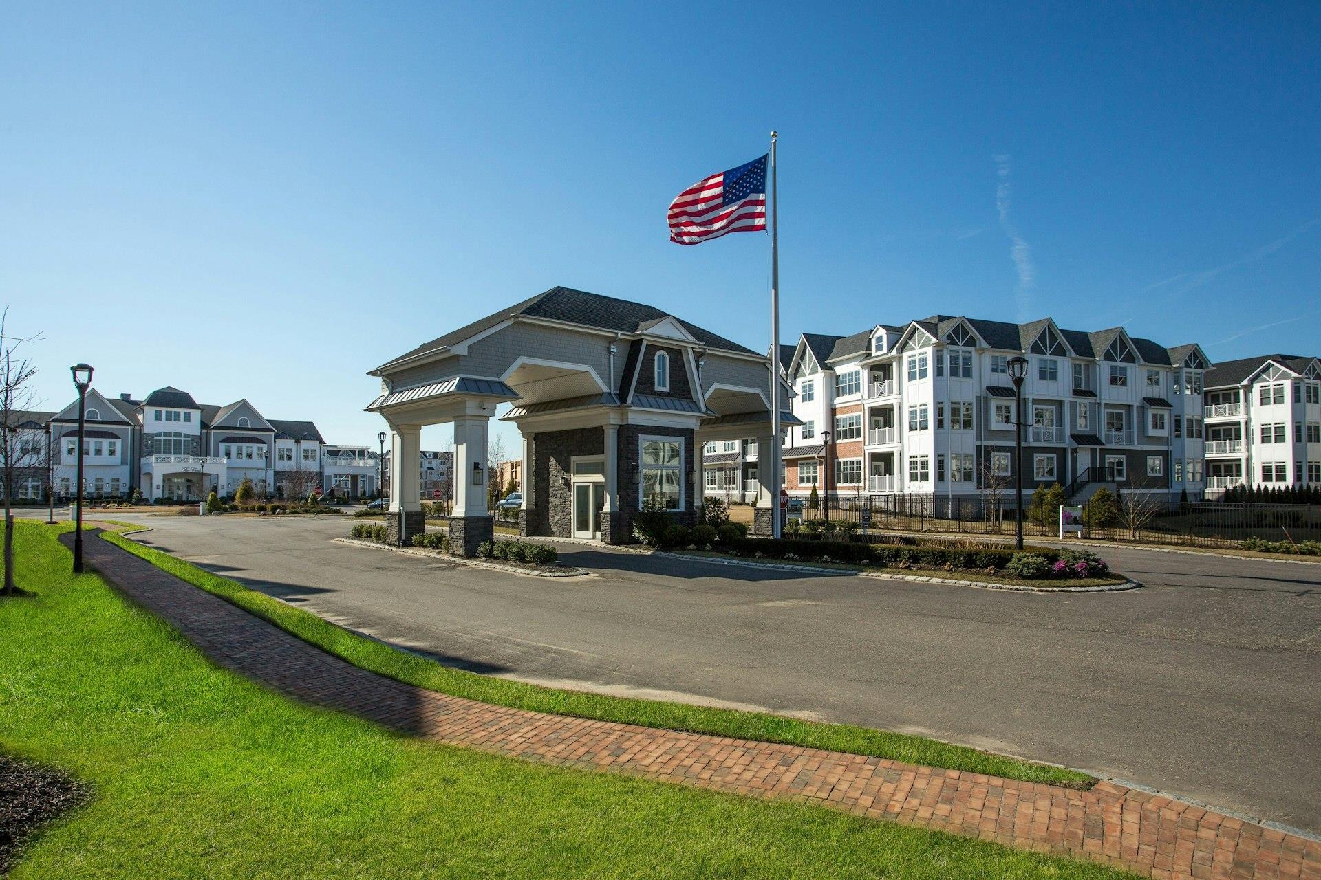 Condo Aspenwood  Nassau County, NY 11803, MLS-828331-23