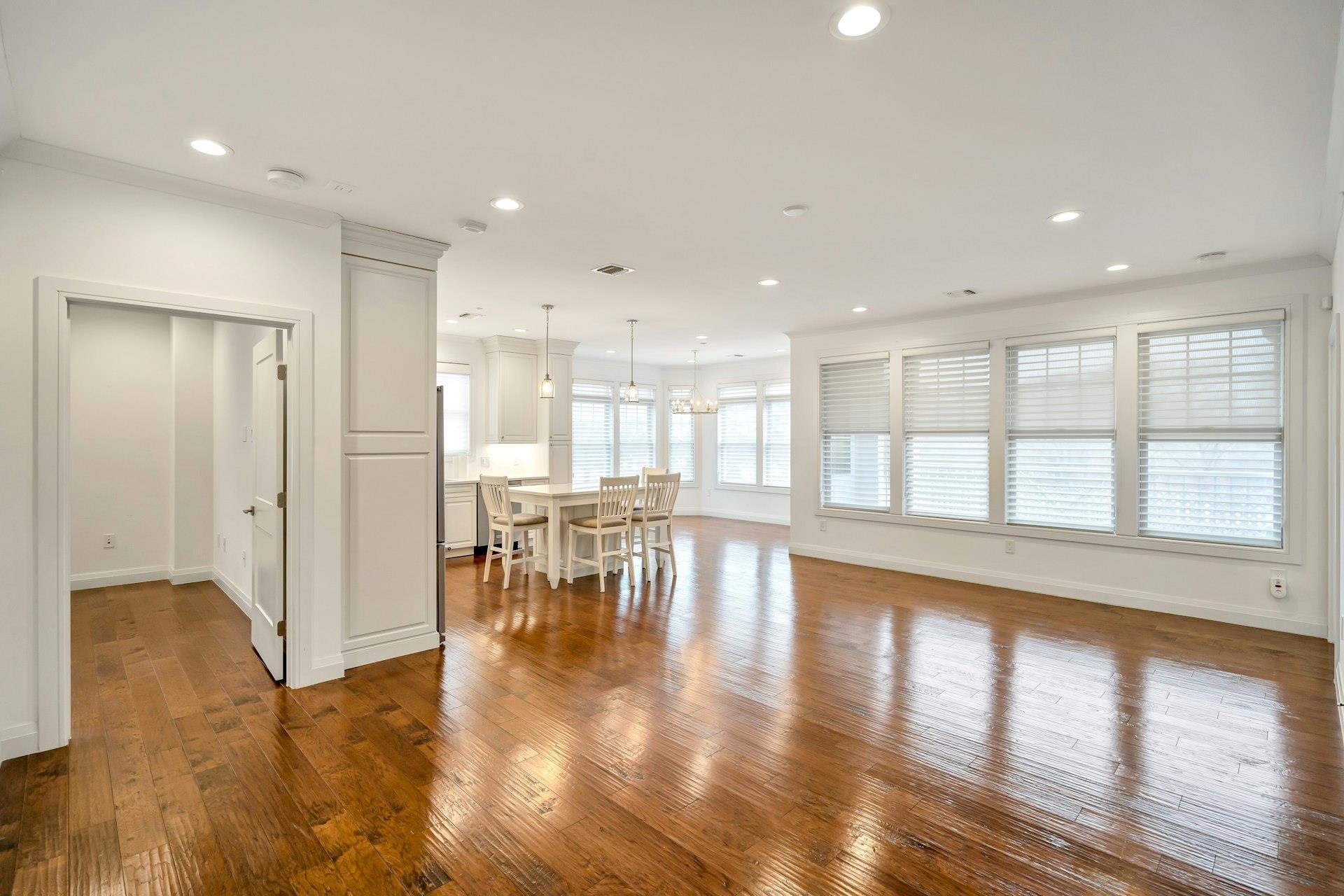 Condo Aspenwood  Nassau County, NY 11803, MLS-828331-3