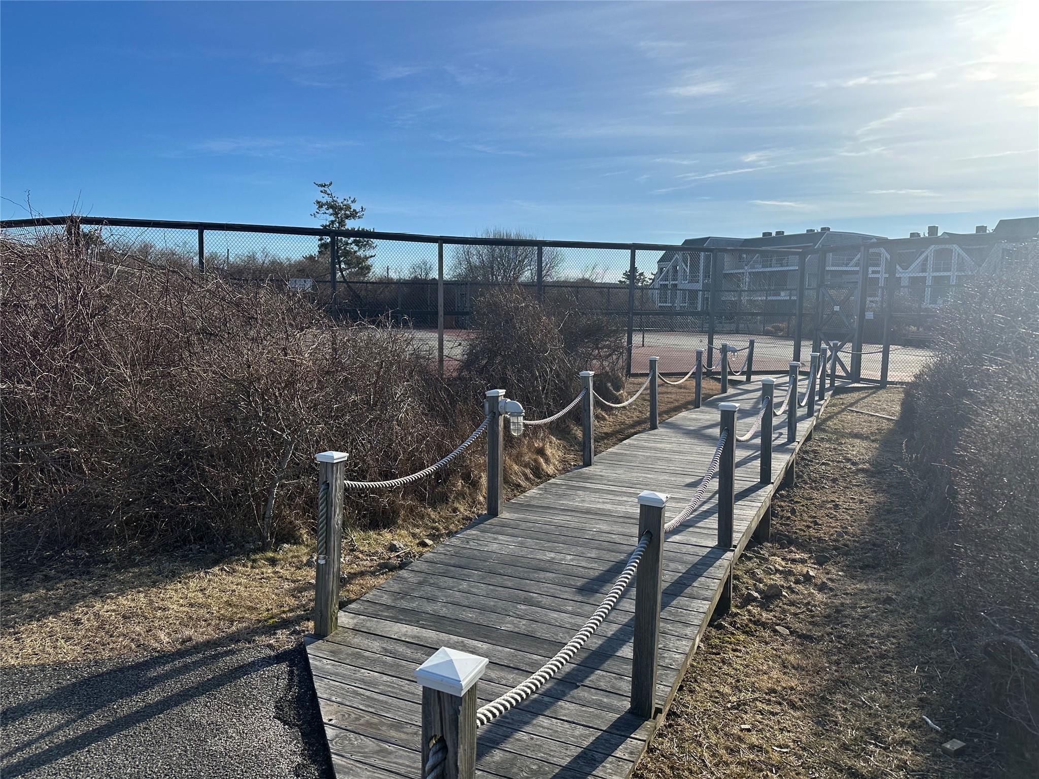Condo Fort Pond  Suffolk County, NY 11954, MLS-828340-14
