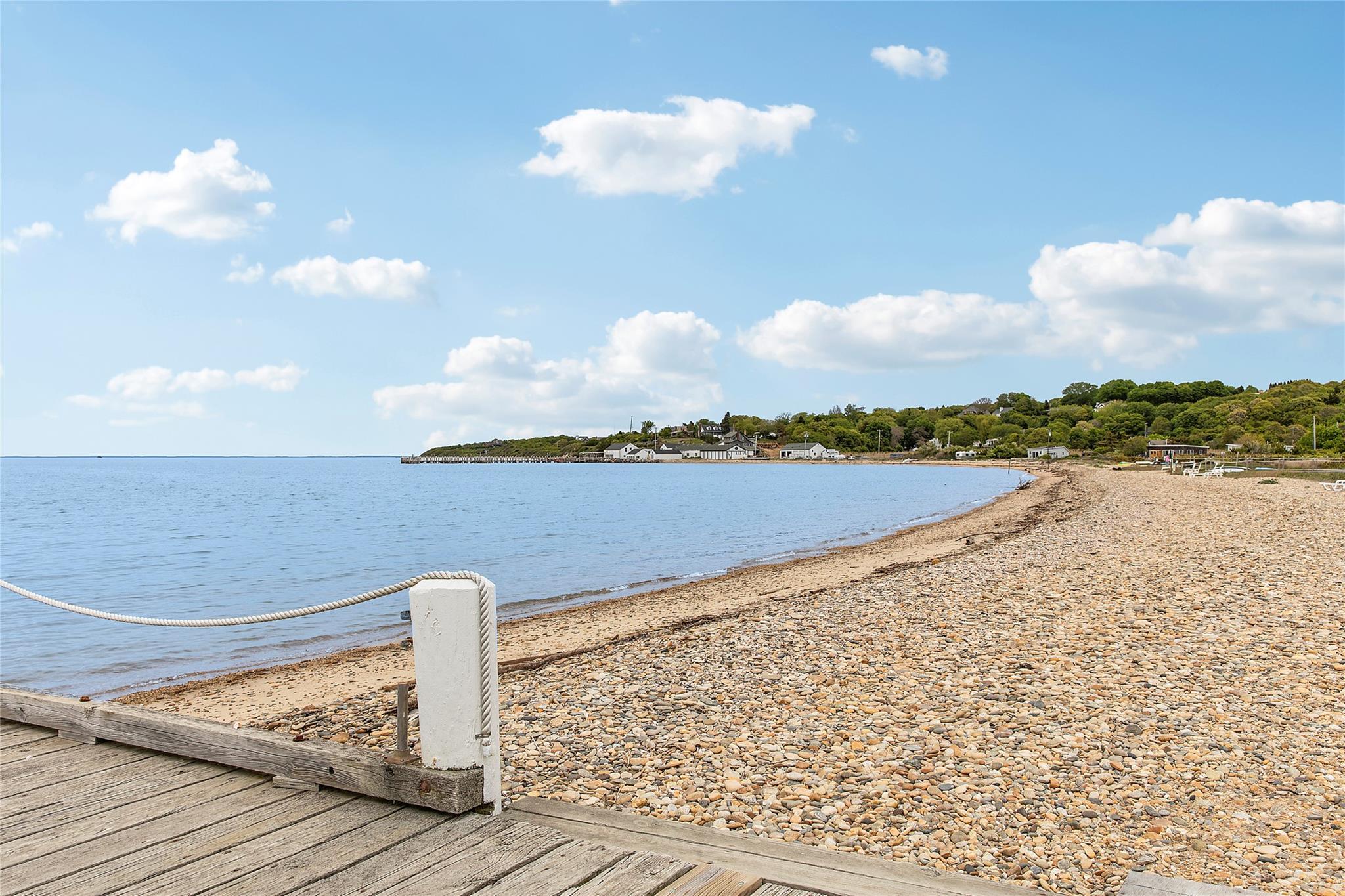 Condo Fort Pond  Suffolk County, NY 11954, MLS-828340-18