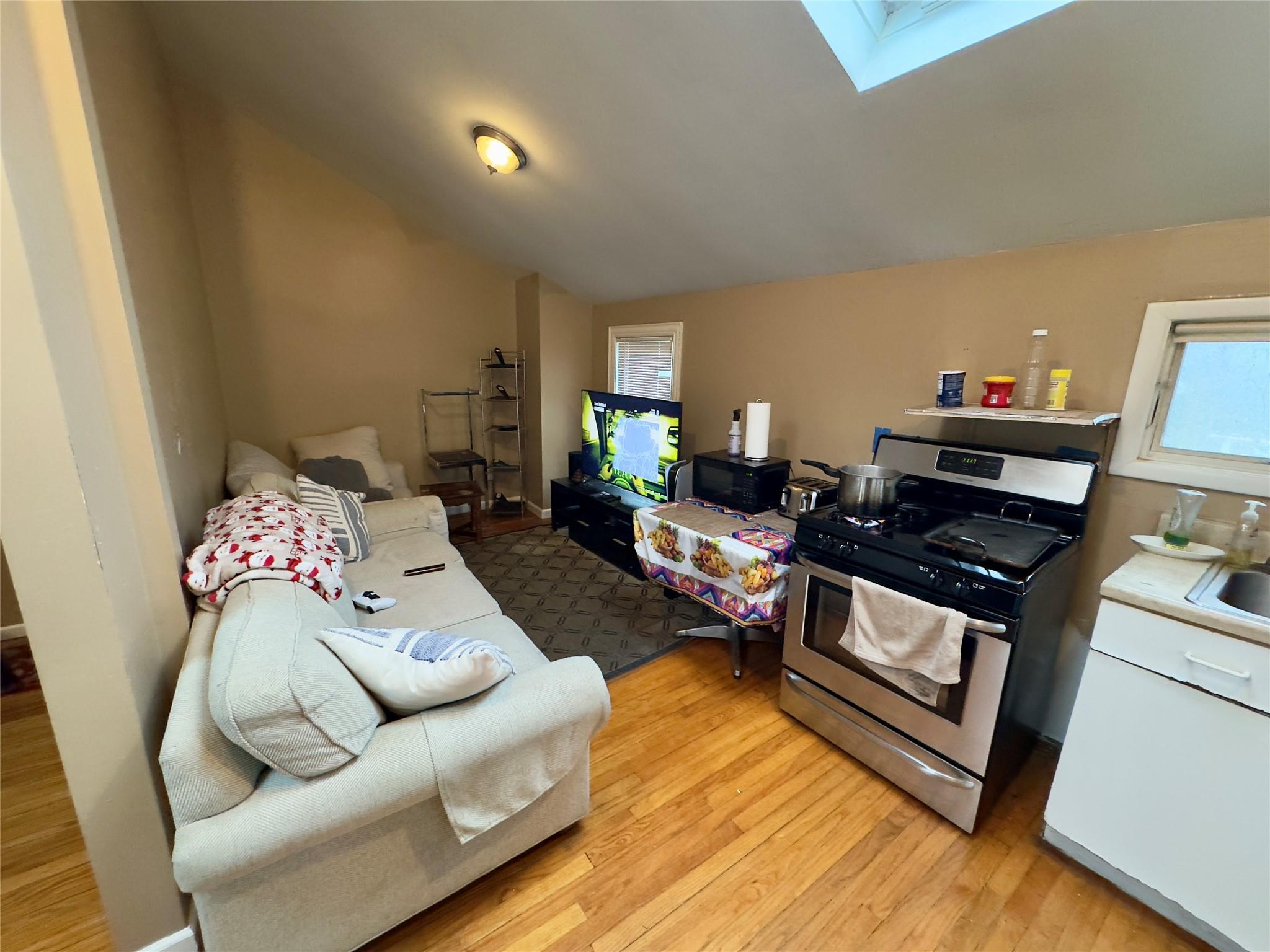 Single Family Flint  Suffolk County, NY 11944, MLS-828349-10