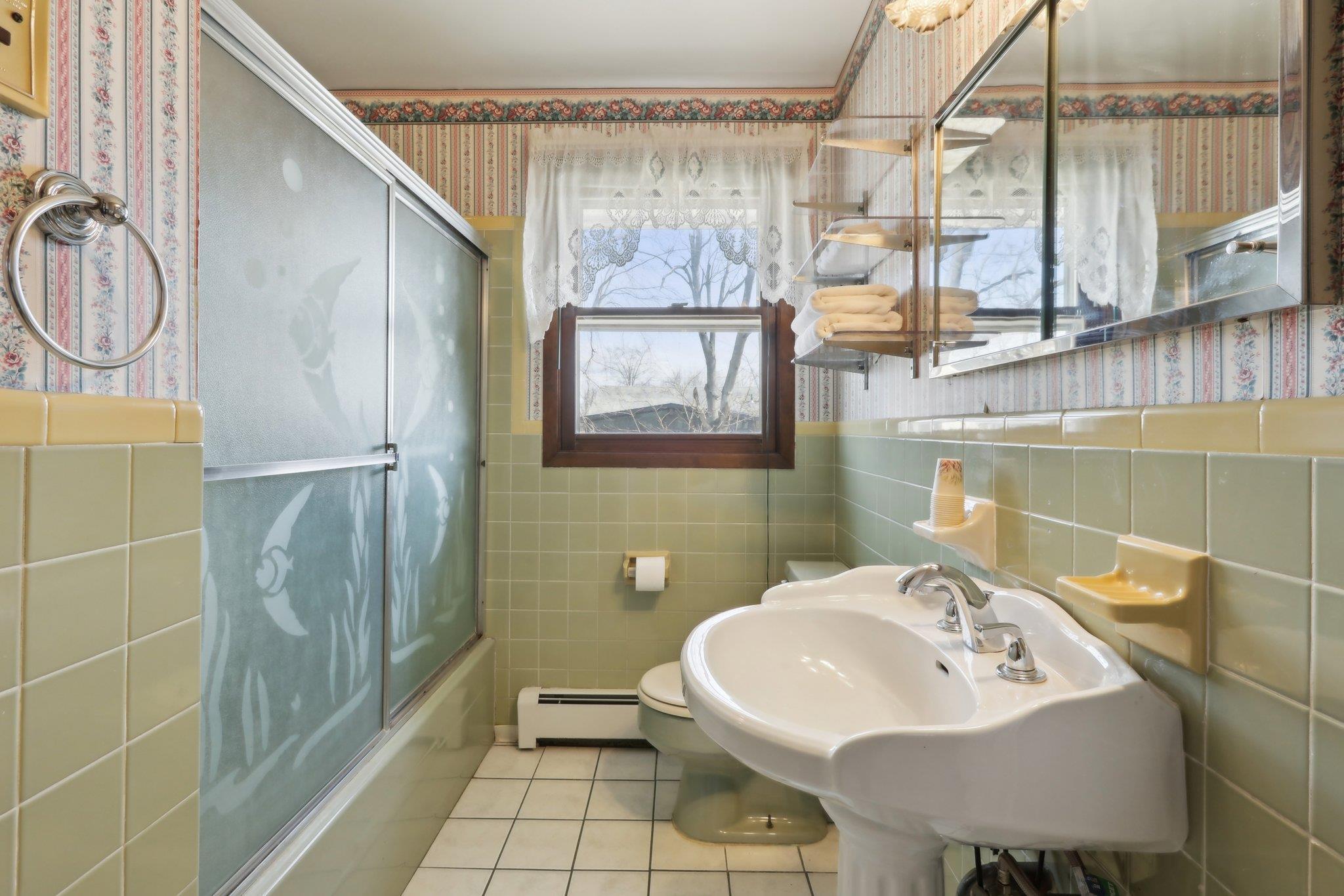 Single Family Lafayette  Rockland County, NY 10993, MLS-828377-24