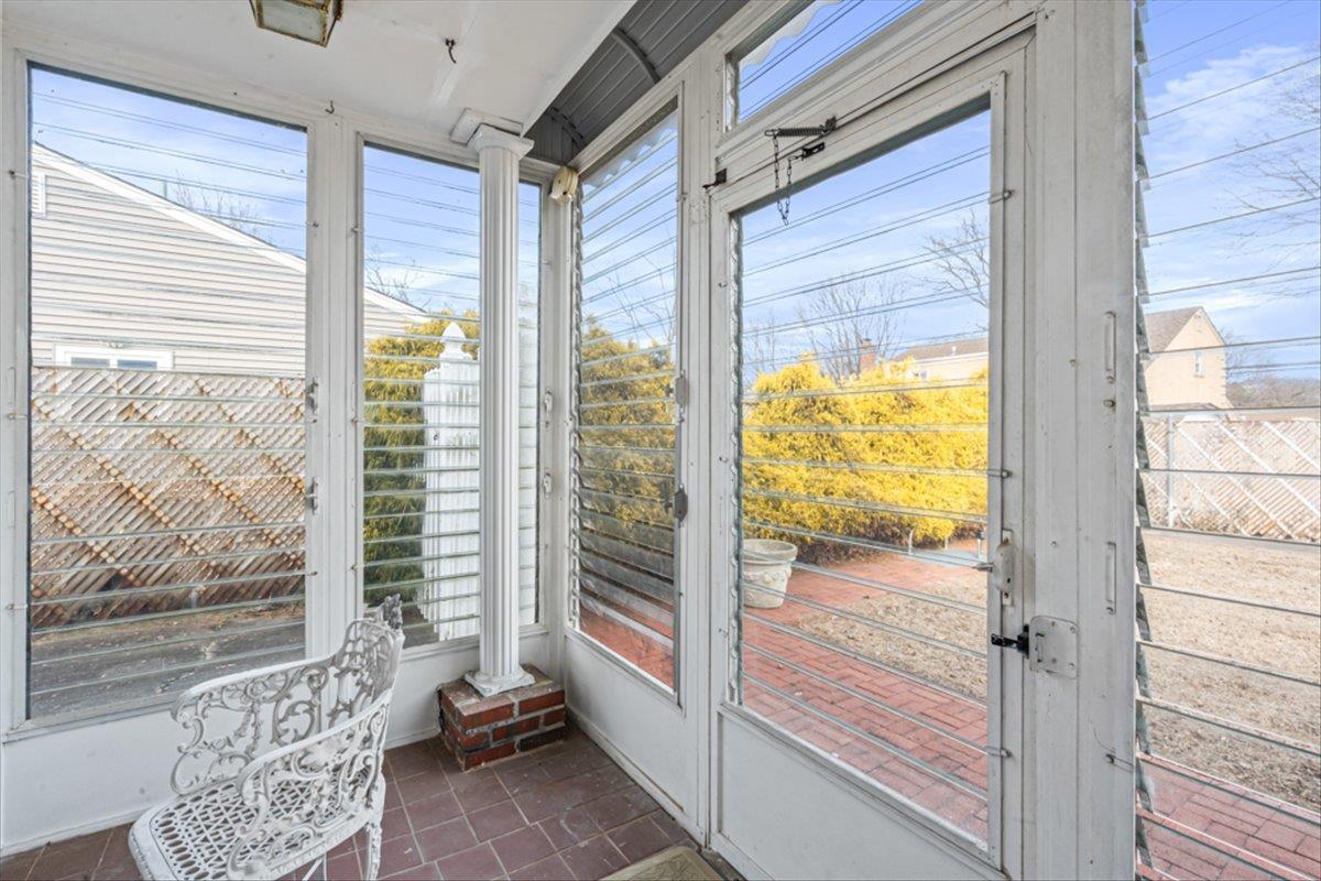 Single Family Leaf  Suffolk County, NY 11722, MLS-828378-24