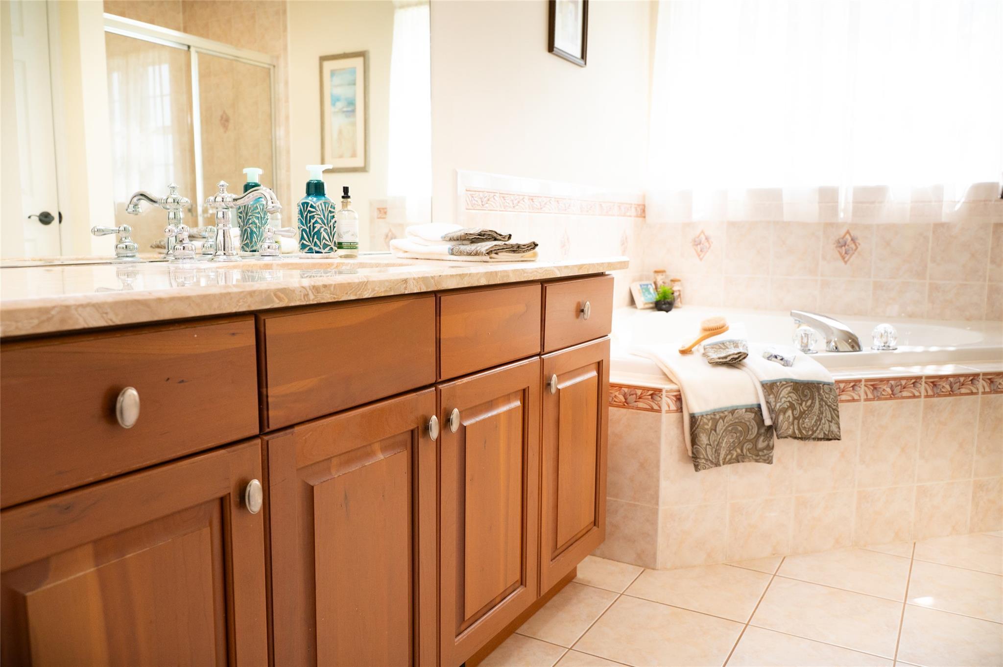 Single Family Victorian  Ulster County, NY 12547, MLS-828431-17