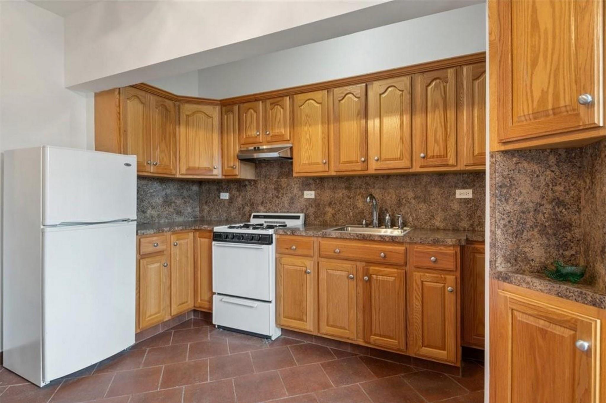 Apartment Mayflower  Bronx, NY 10461, MLS-828472-2