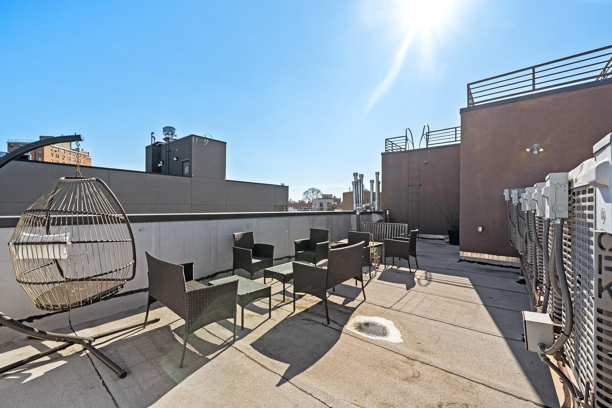 Condo Broadway  Brooklyn, NY 11207, MLS-828483-19