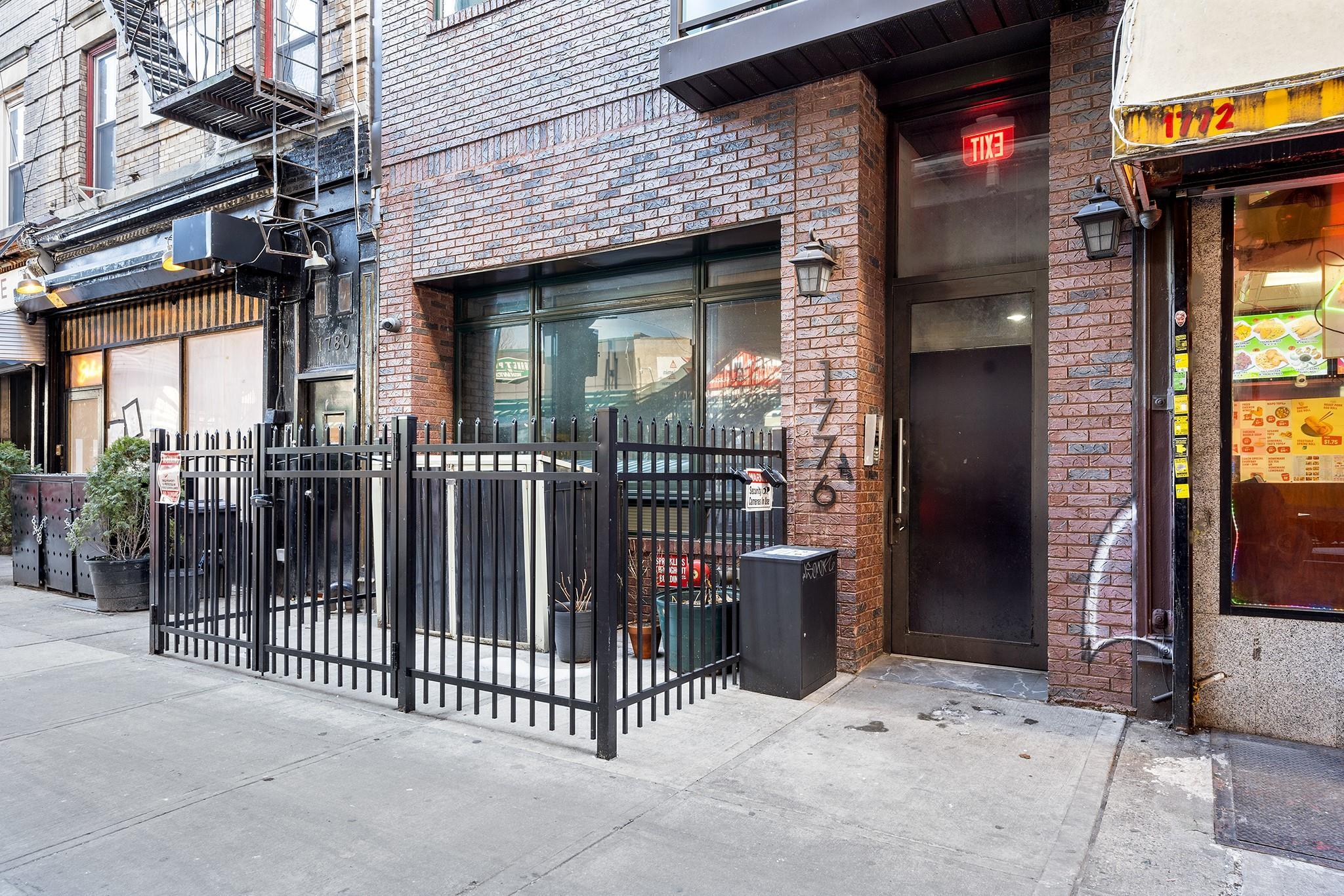 Condo Broadway  Brooklyn, NY 11207, MLS-828483-4