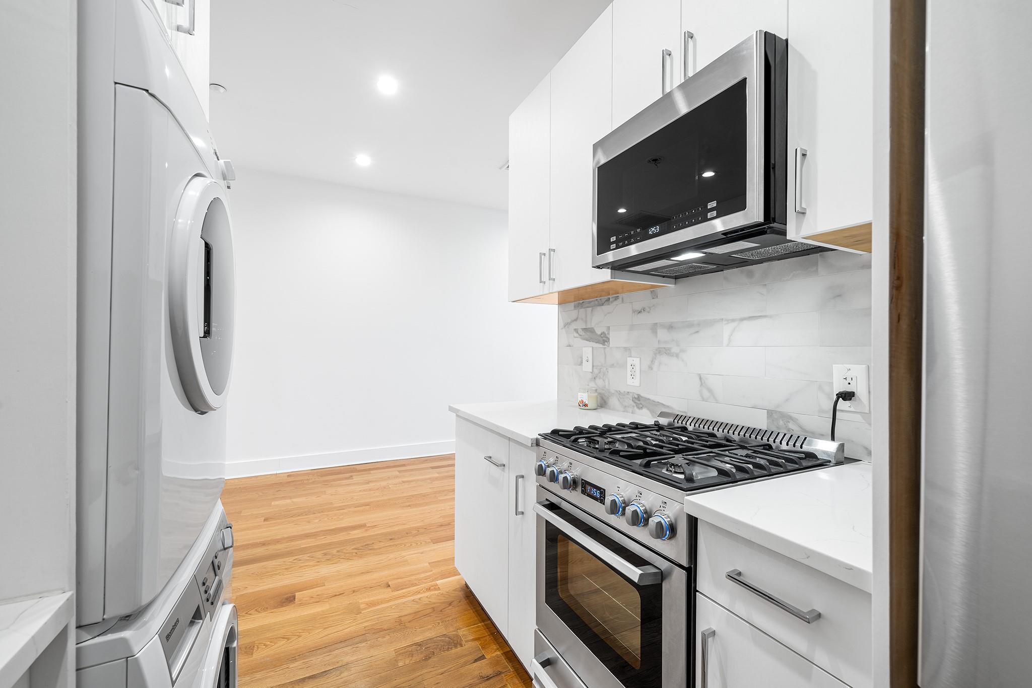 Condo Broadway  Brooklyn, NY 11207, MLS-828483-7