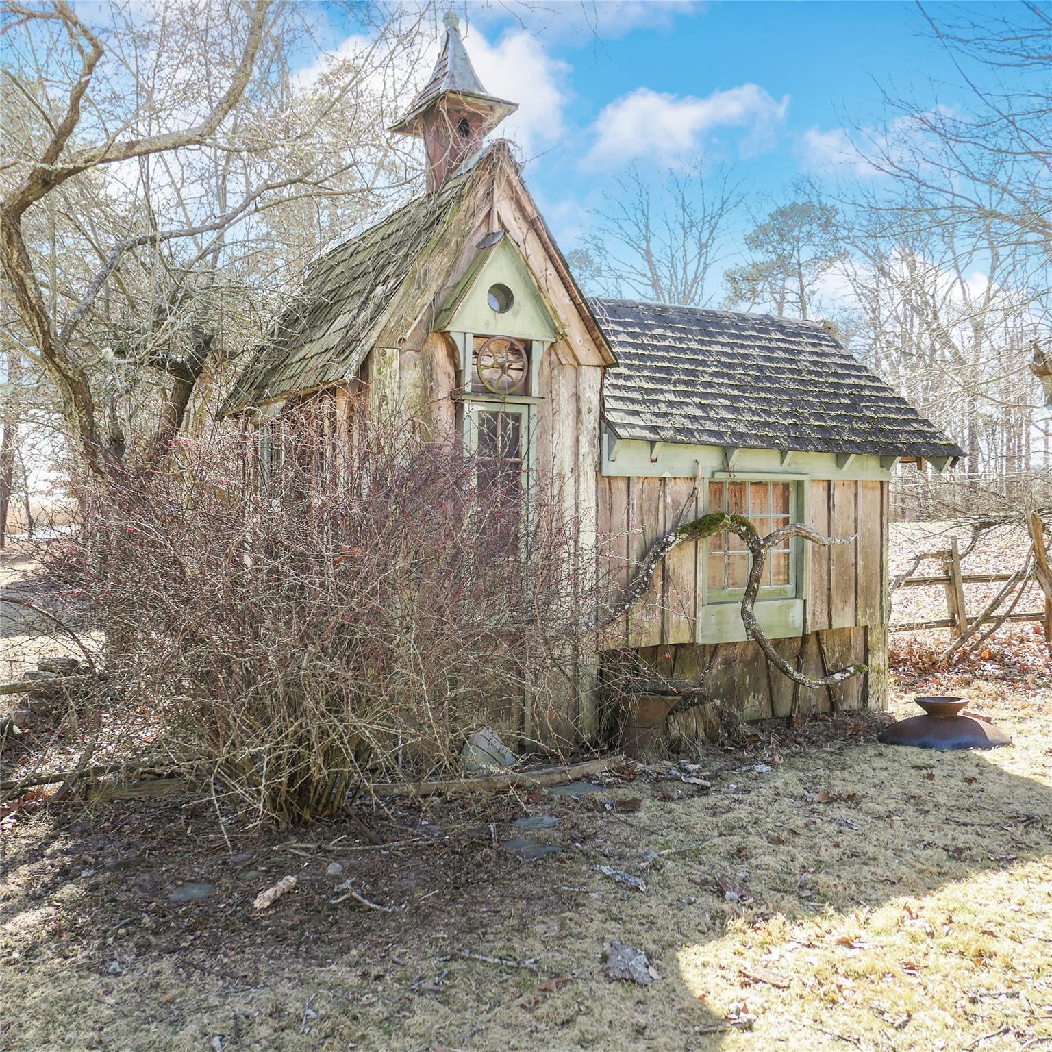 Single Family Burnett  Suffolk County, NY 11719, MLS-828492-32