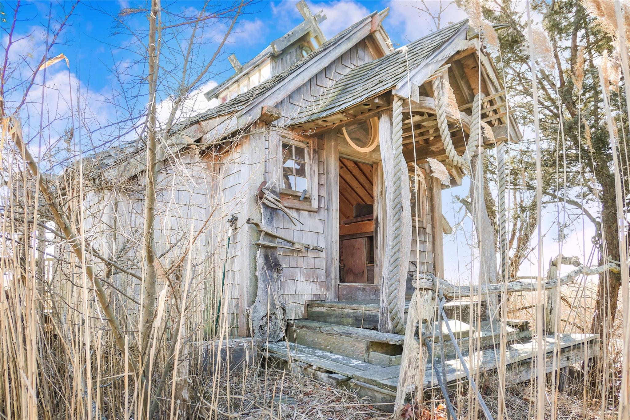Single Family Burnett  Suffolk County, NY 11719, MLS-828492-37