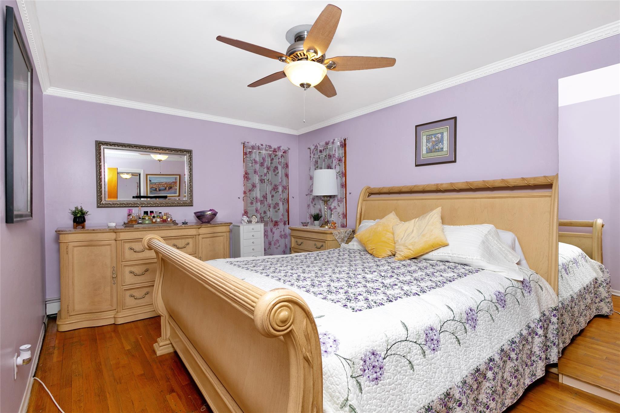 Single Family Walnut  Nassau County, NY 11735, MLS-828548-12