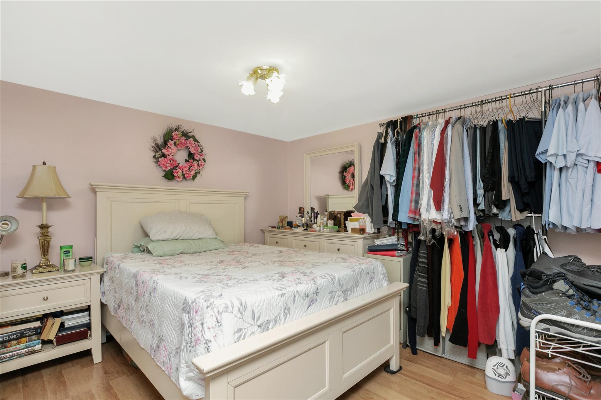 Single Family Walnut  Nassau County, NY 11735, MLS-828548-16