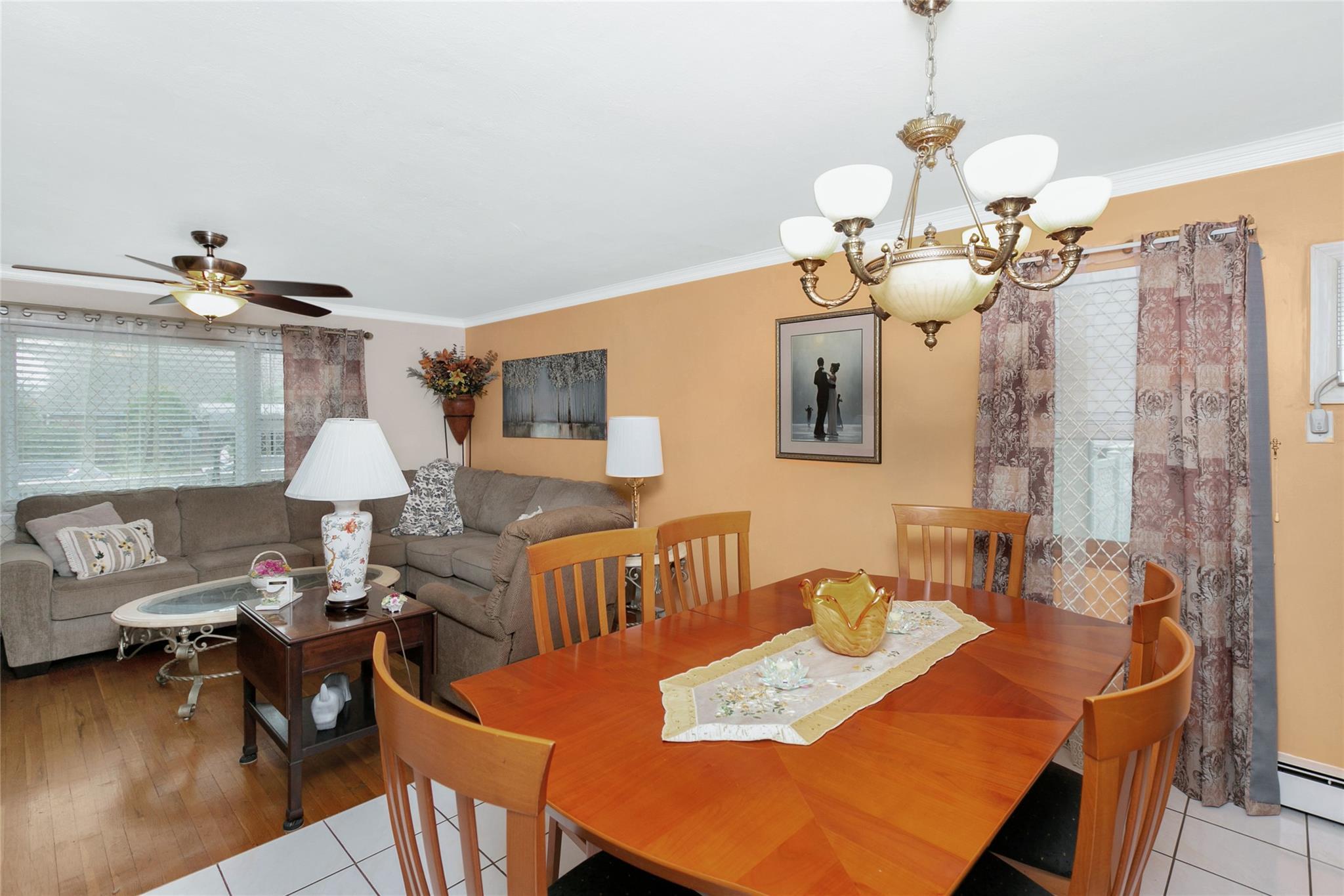 Single Family Walnut  Nassau County, NY 11735, MLS-828548-7