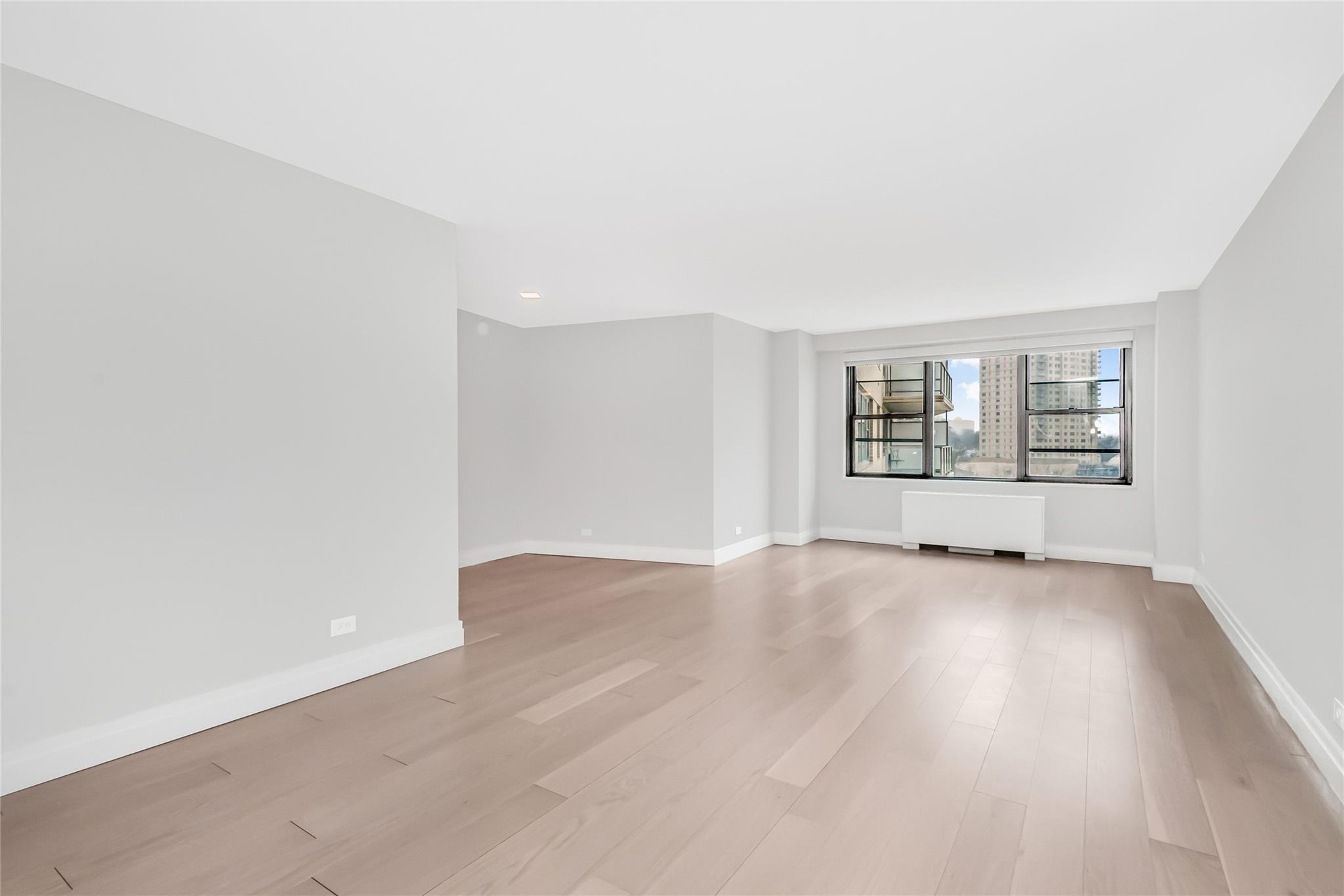 Coop Johnson  Bronx, NY 10463, MLS-828570-2