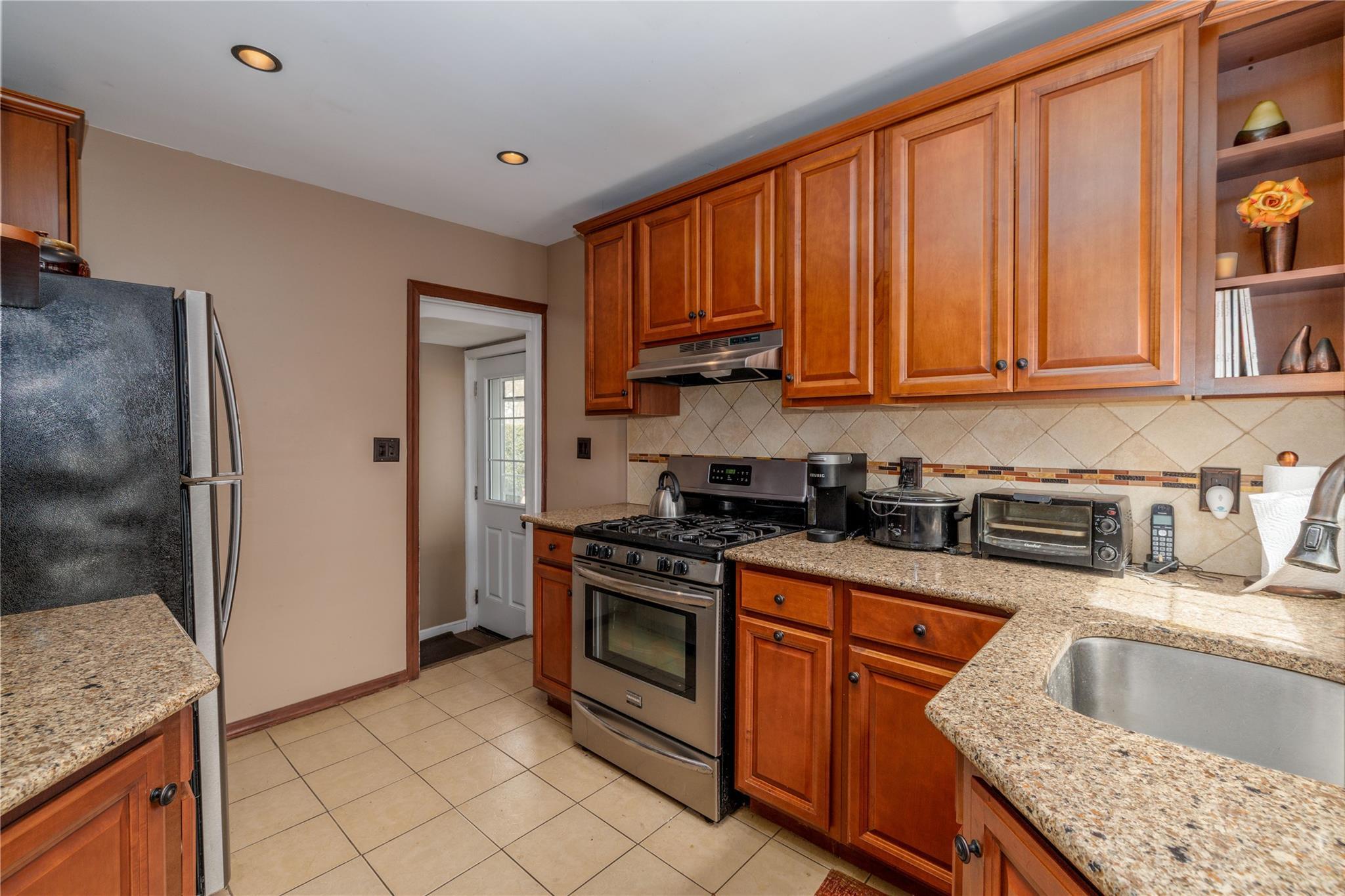 Single Family Lincoln  Nassau County, NY 11040, MLS-828576-14