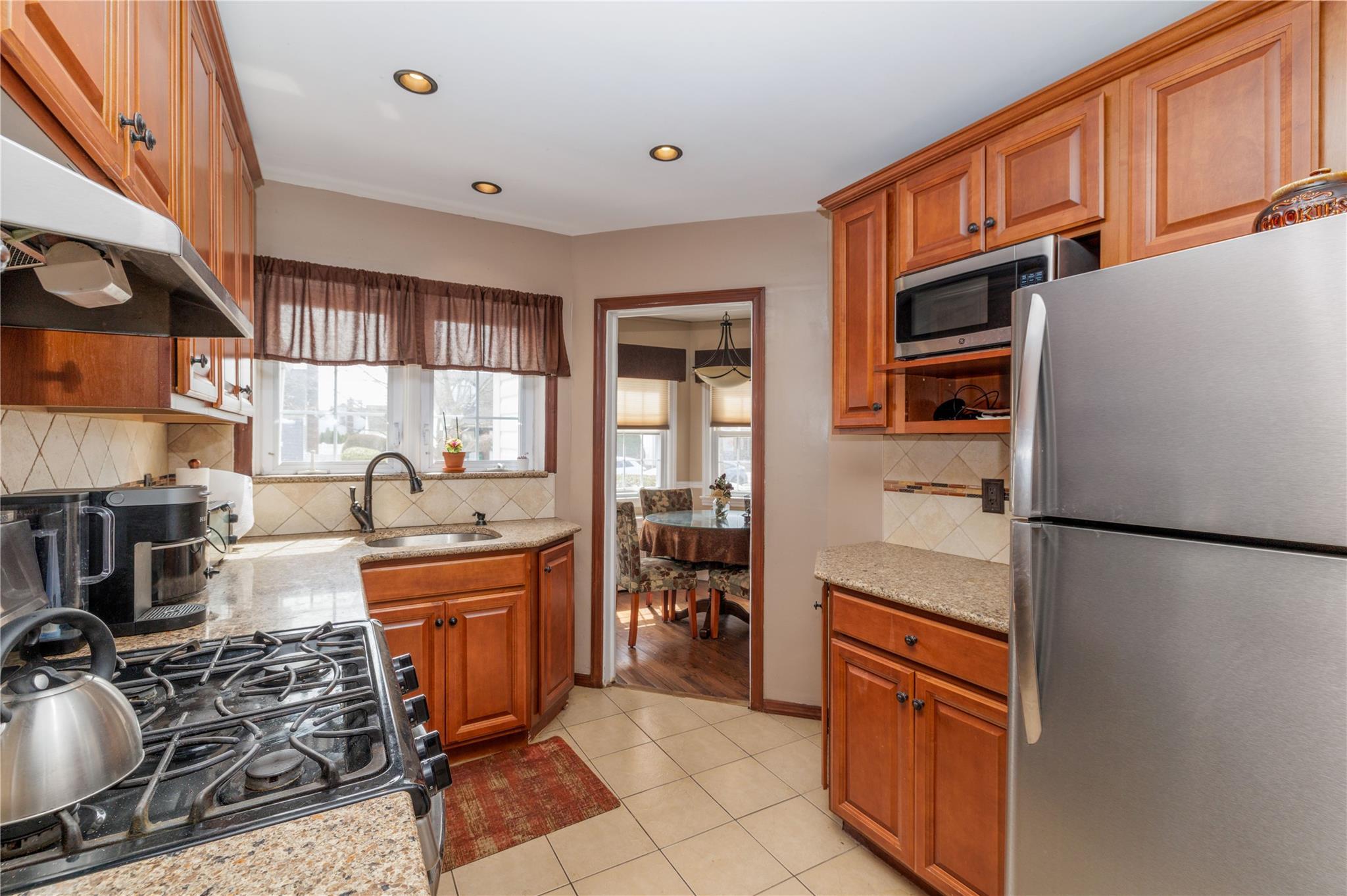 Single Family Lincoln  Nassau County, NY 11040, MLS-828576-15