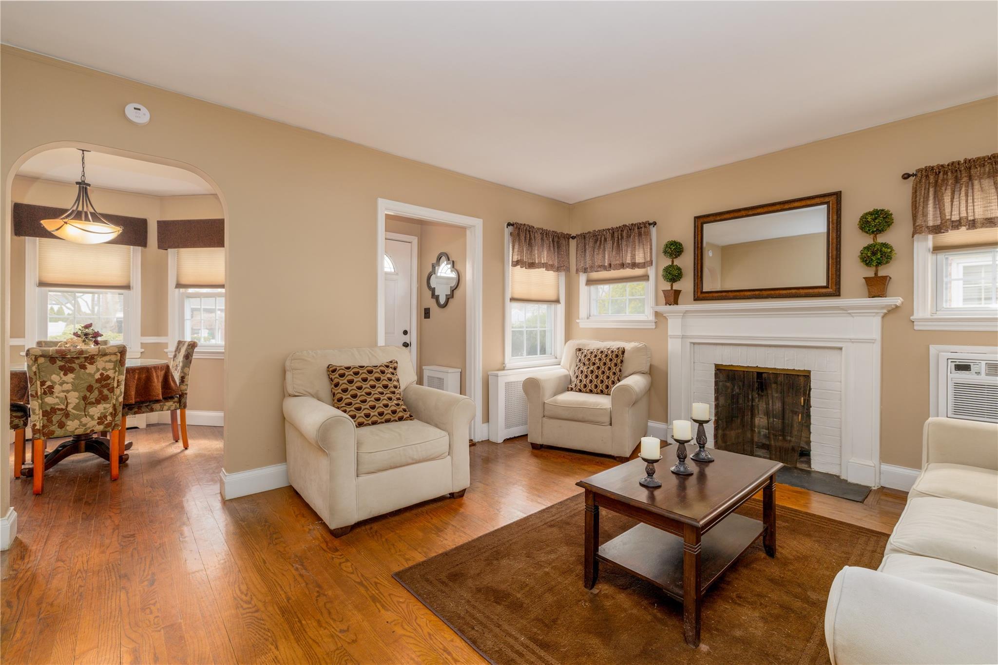 Single Family Lincoln  Nassau County, NY 11040, MLS-828576-7