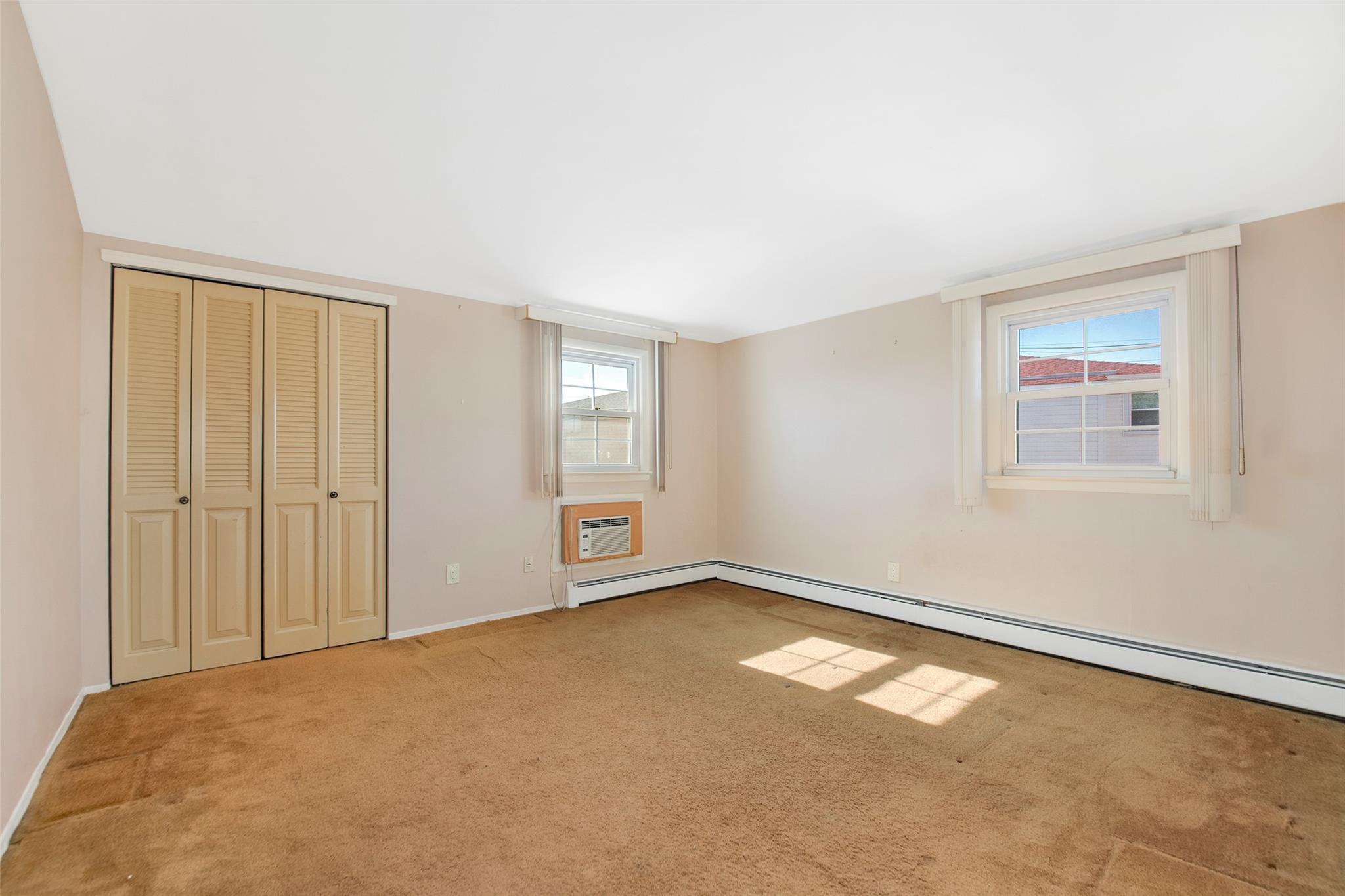 Single Family 99th  Queens, NY 11414, MLS-828602-33
