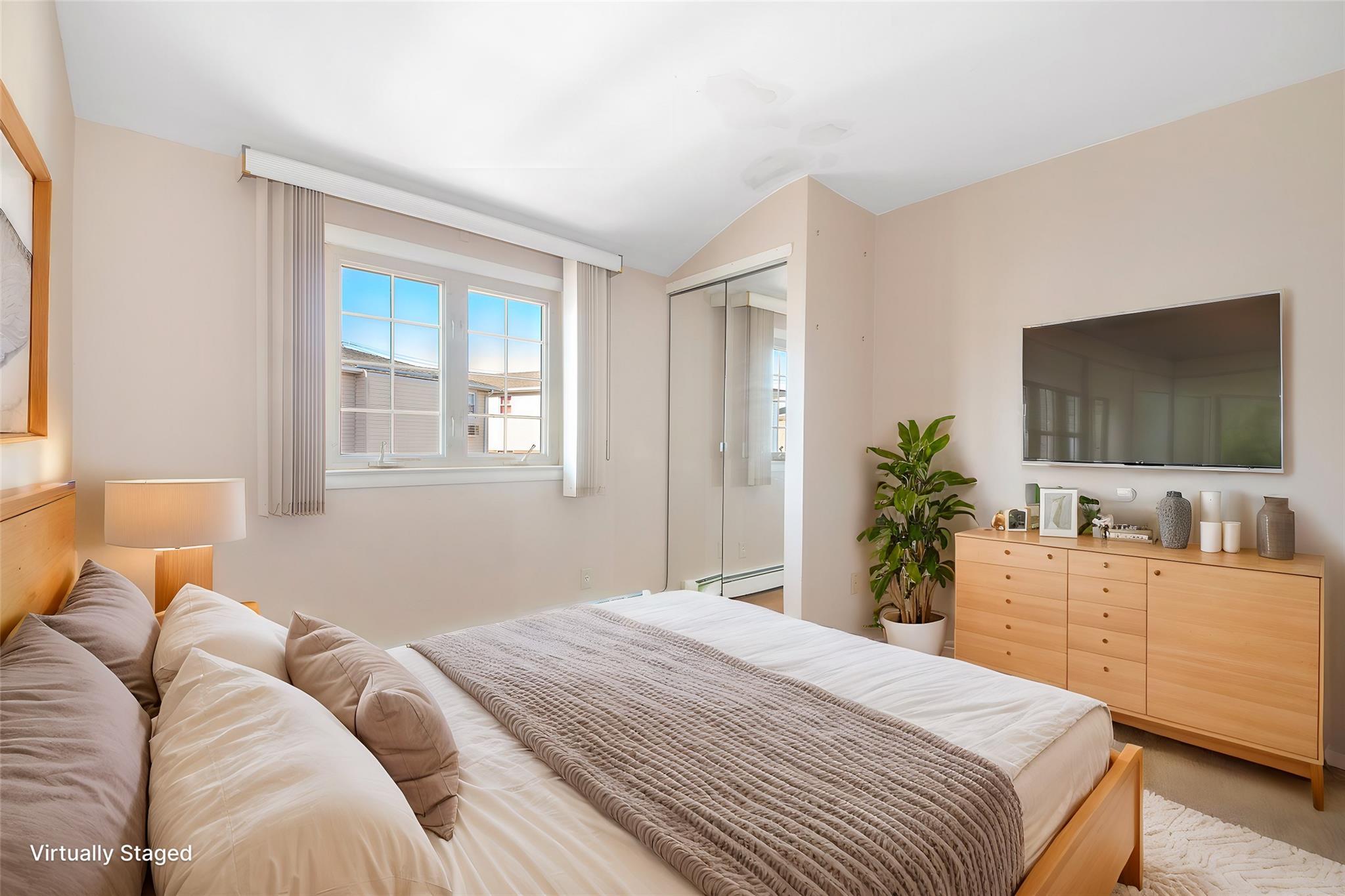 Single Family 99th  Queens, NY 11414, MLS-828602-34