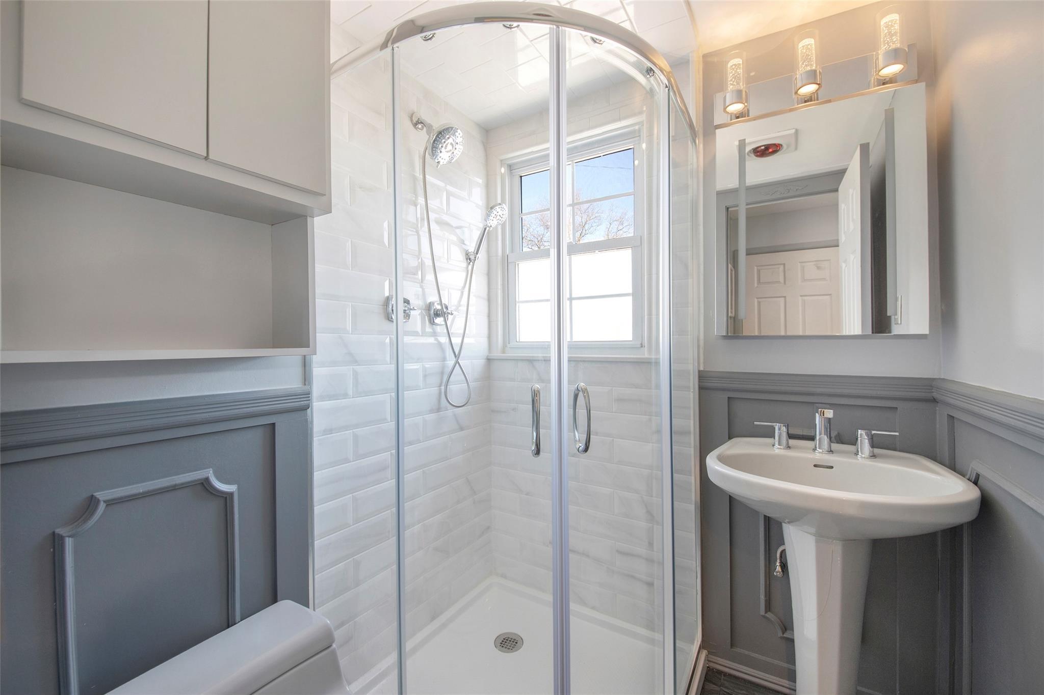 Single Family 99th  Queens, NY 11414, MLS-828602-38