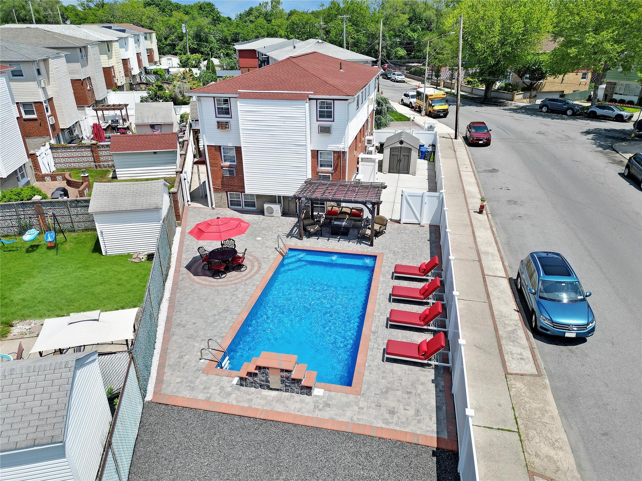 Single Family 99th  Queens, NY 11414, MLS-828602-7