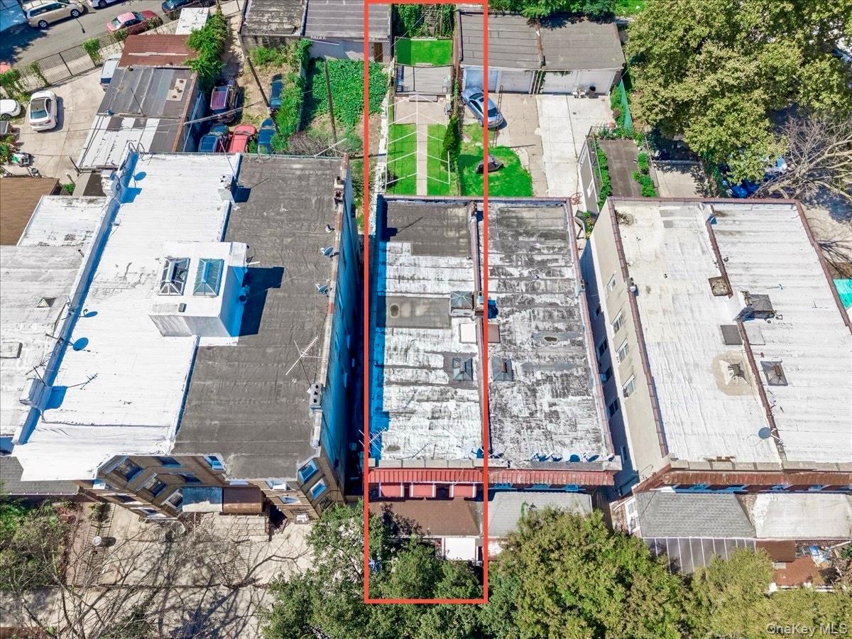 Single Family Norwood  Brooklyn, NY 11208, MLS-828605-41