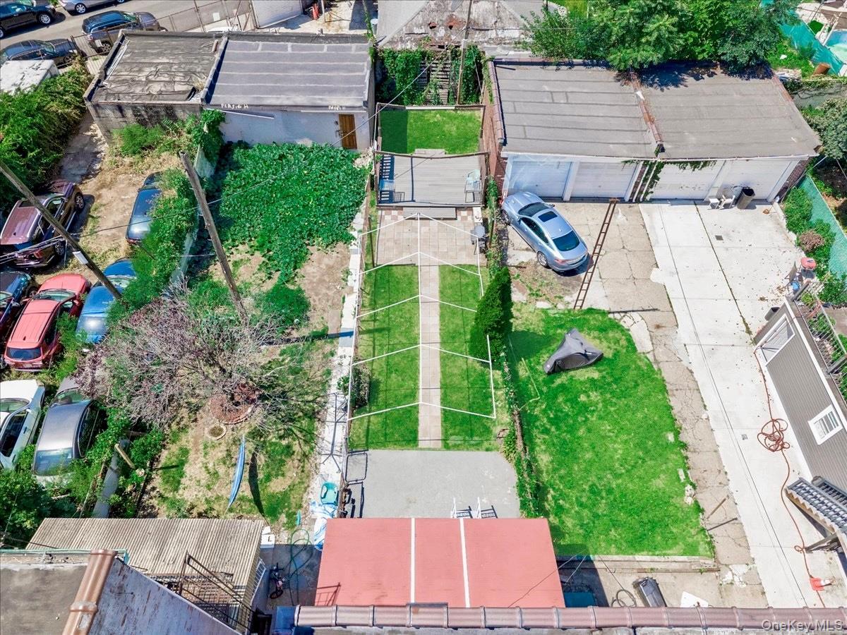 Single Family Norwood  Brooklyn, NY 11208, MLS-828605-44