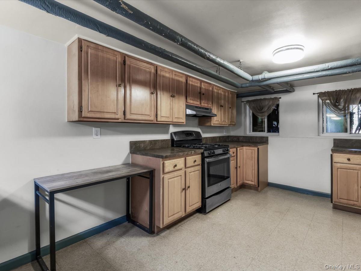 Single Family Norwood  Brooklyn, NY 11208, MLS-828605-8