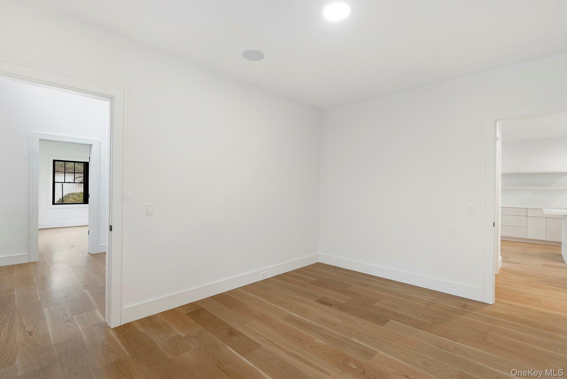 Single Family Towhee Trail Suffolk County, NY 11937, MLS-828641-28