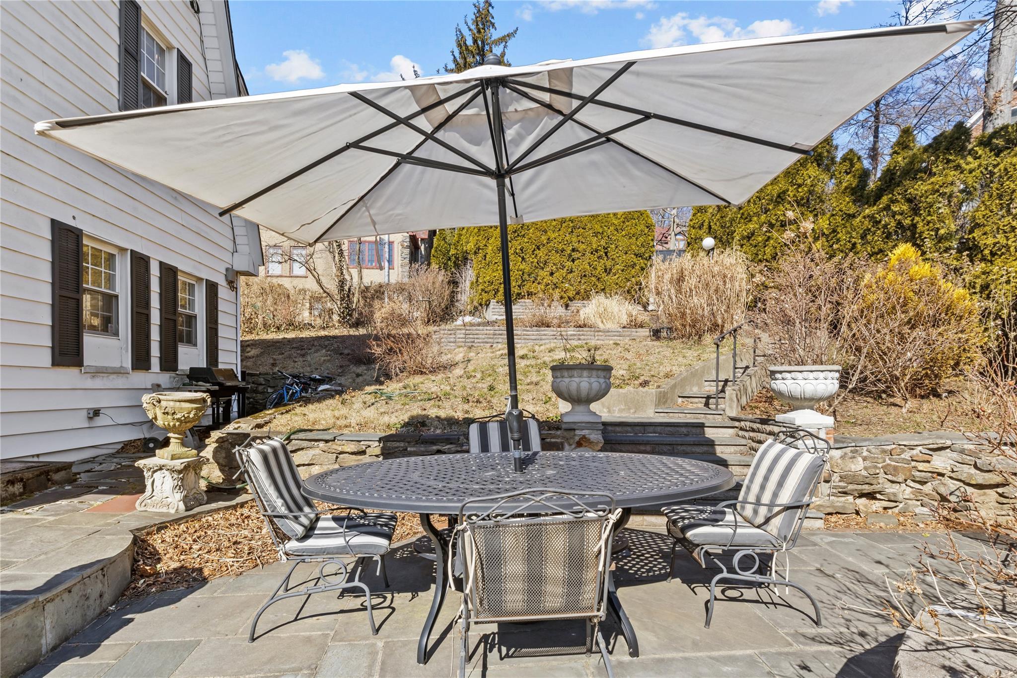 Single Family Edgehill  Bronx, NY 10463, MLS-828672-36