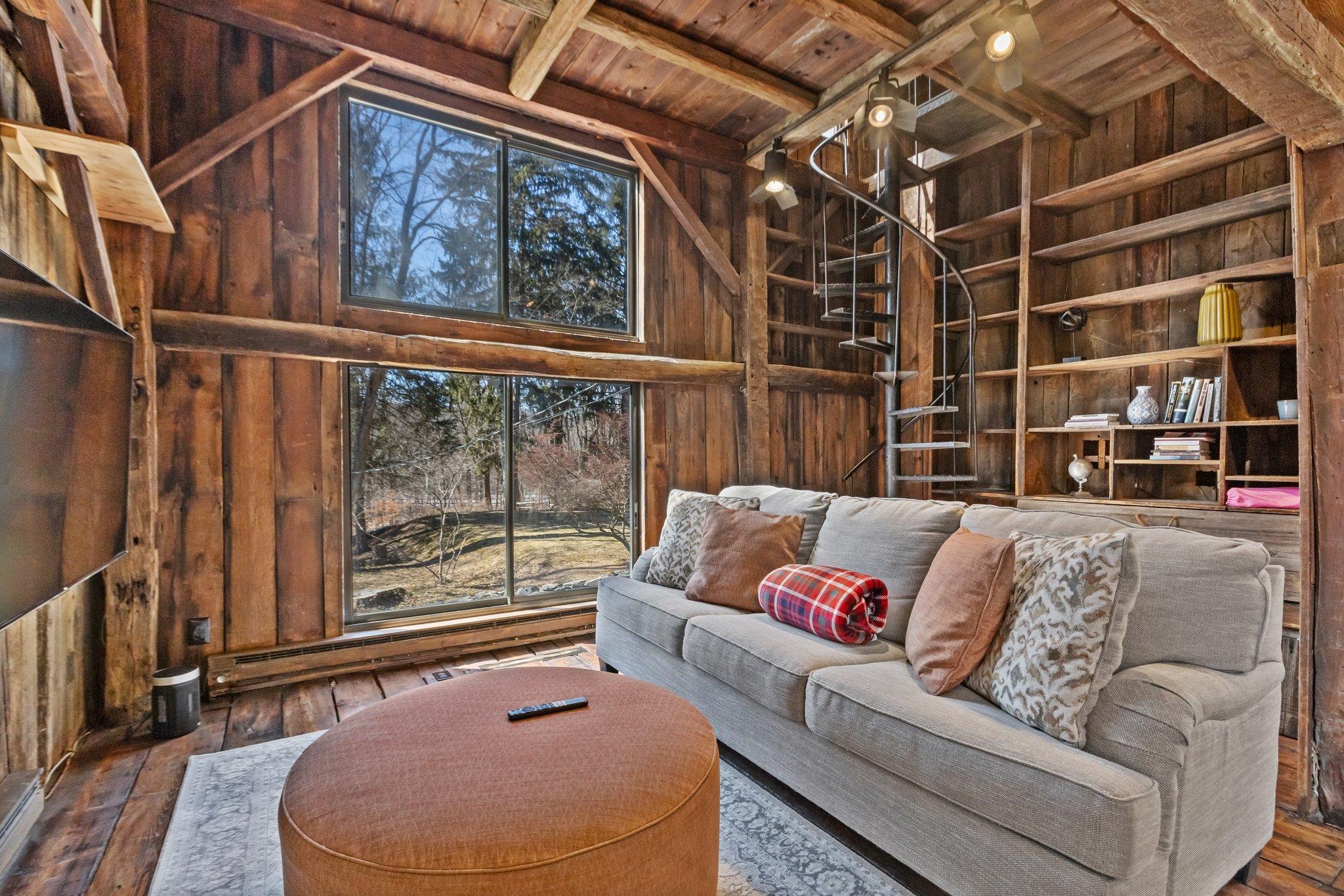 Single Family Chestnut Ridge Westchester County, NY 10549, MLS-828729-11