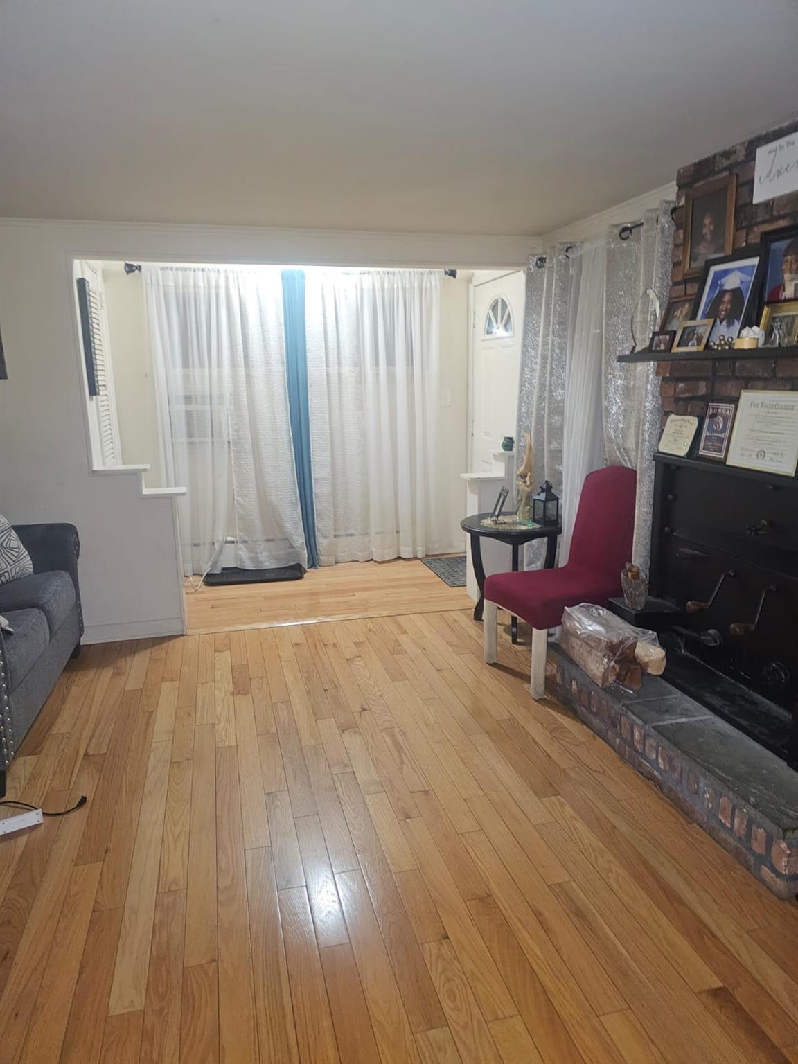 Single Family Peterson  Suffolk County, NY 11717, MLS-828738-6