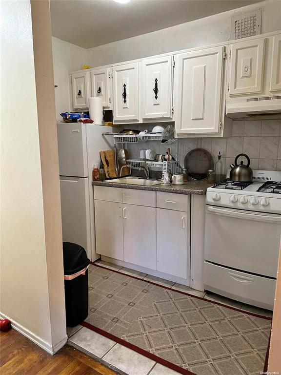 Commercial Sale 90th  Queens, NY 11373, MLS-828762-5