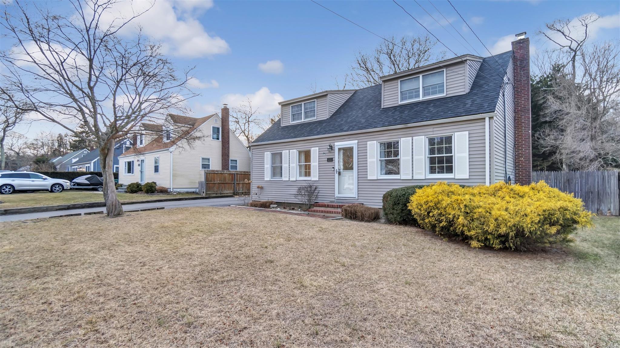Single Family Peconic Bay  Suffolk County, NY 11948, MLS-828785-2