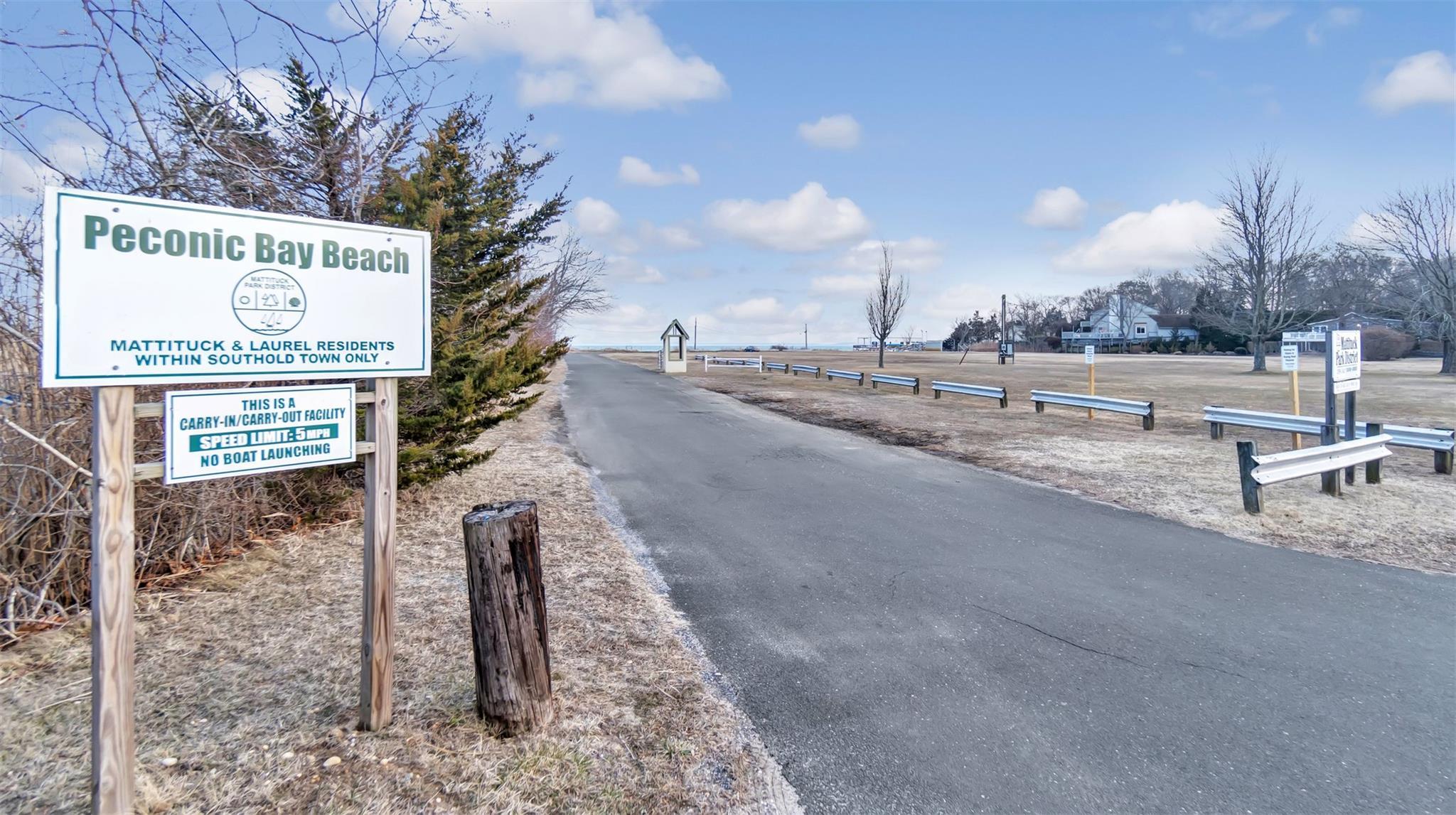 Single Family Peconic Bay  Suffolk County, NY 11948, MLS-828785-31