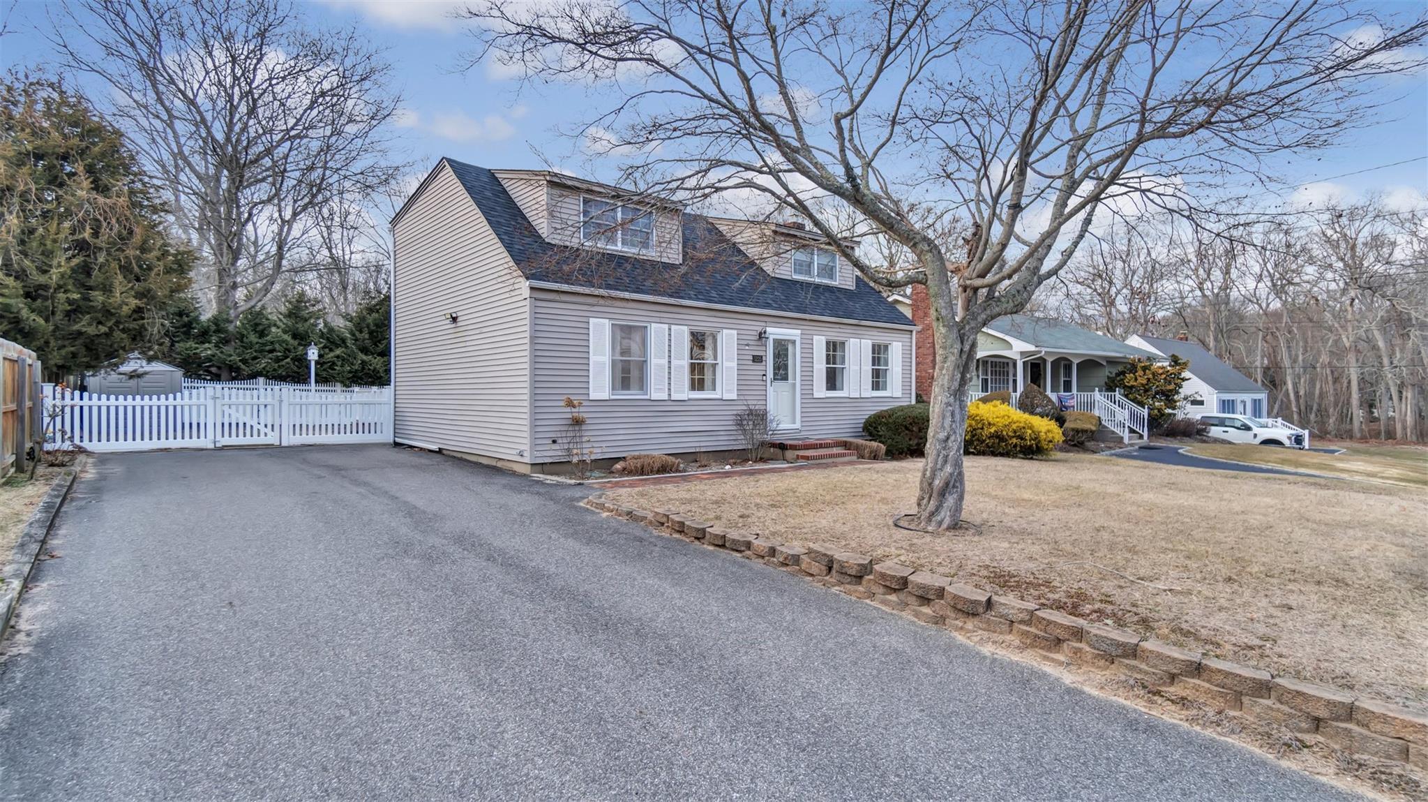 Single Family Peconic Bay  Suffolk County, NY 11948, MLS-828785-6