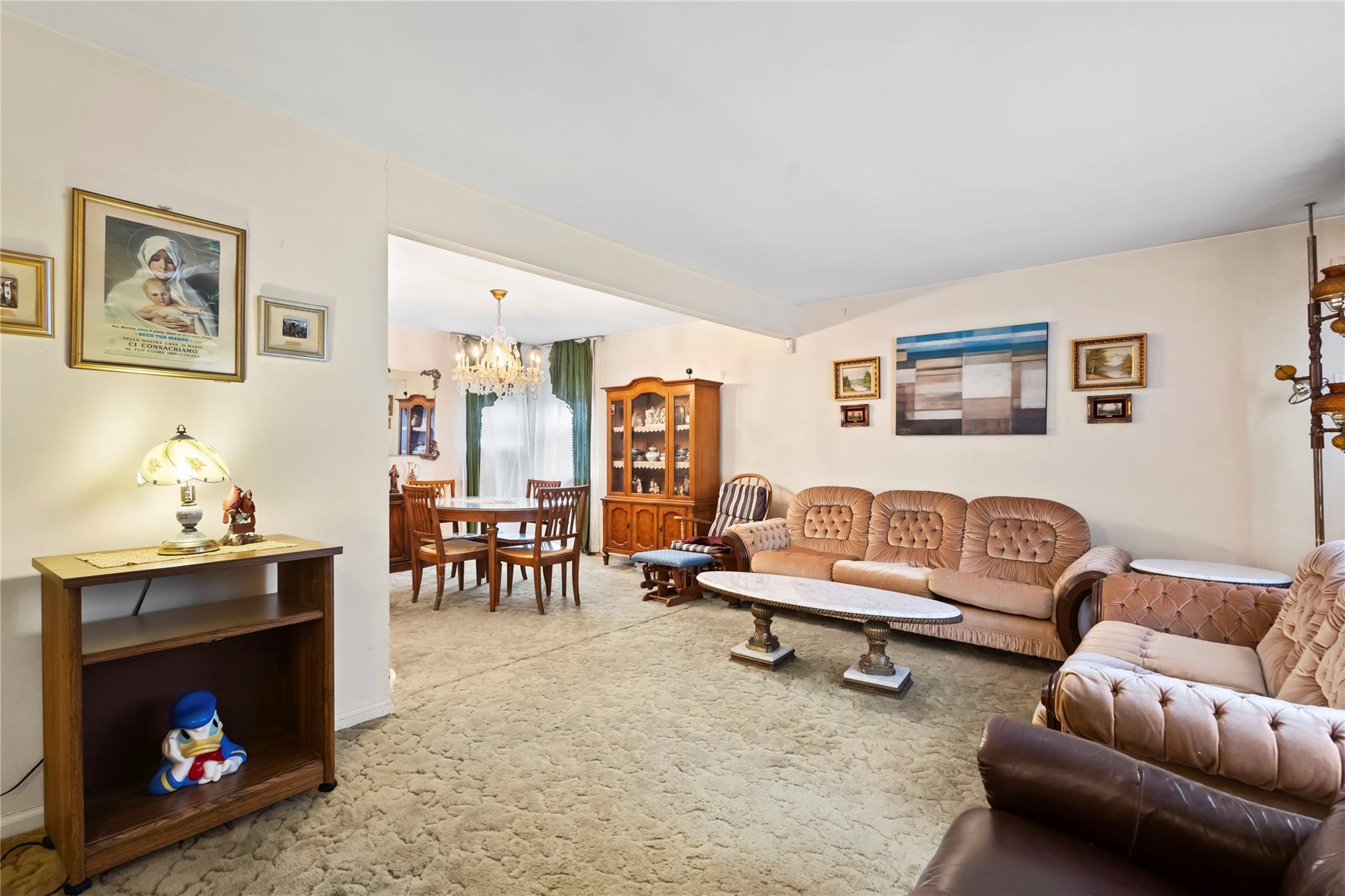 Single Family Hathaway  Nassau County, NY 11003, MLS-828810-6