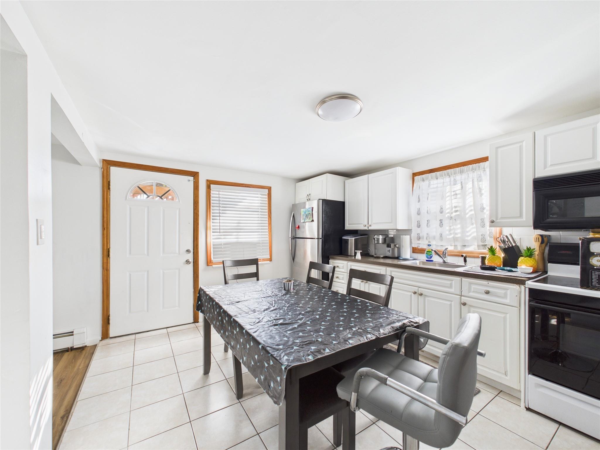 Single Family Commack  Suffolk County, NY 11729, MLS-828819-21