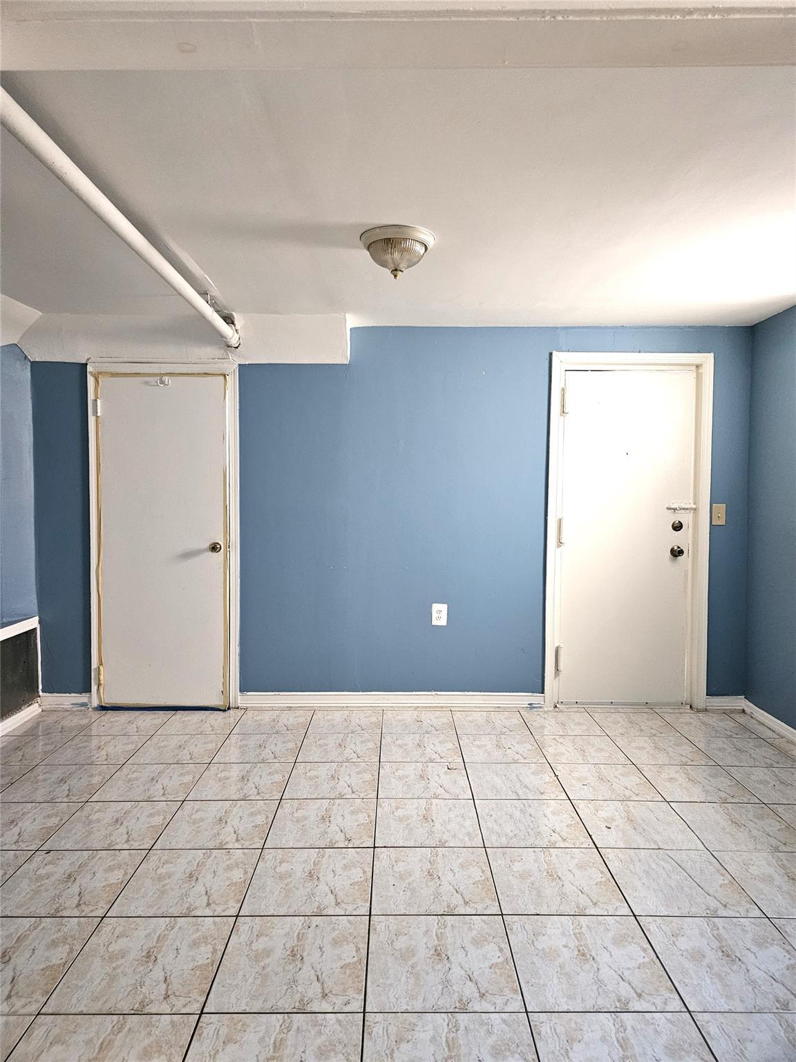 Single Family 84th  Queens, NY 11370, MLS-828826-3