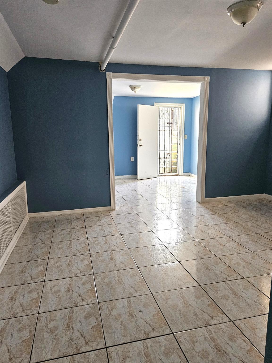 Single Family 84th  Queens, NY 11370, MLS-828826-5